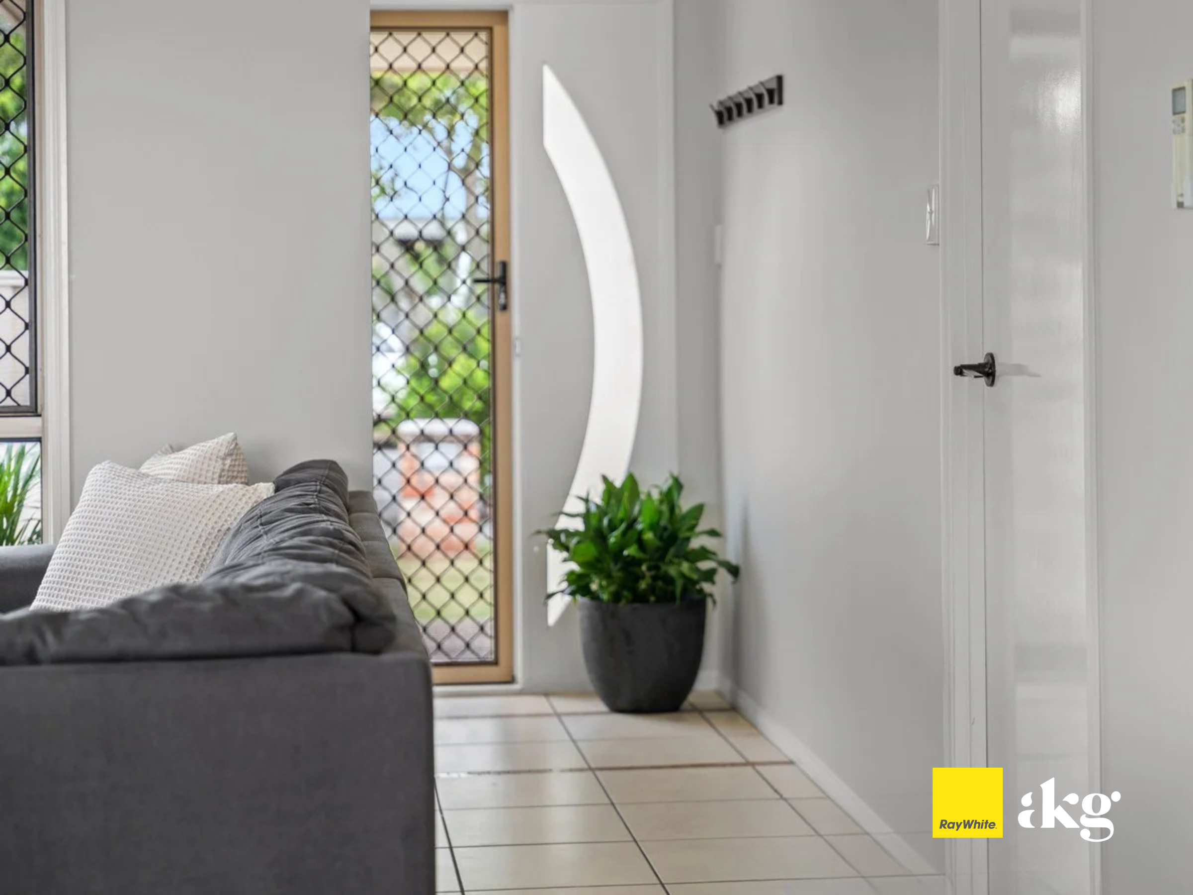 132 Edwards Street, Raceview, QLD 4305
