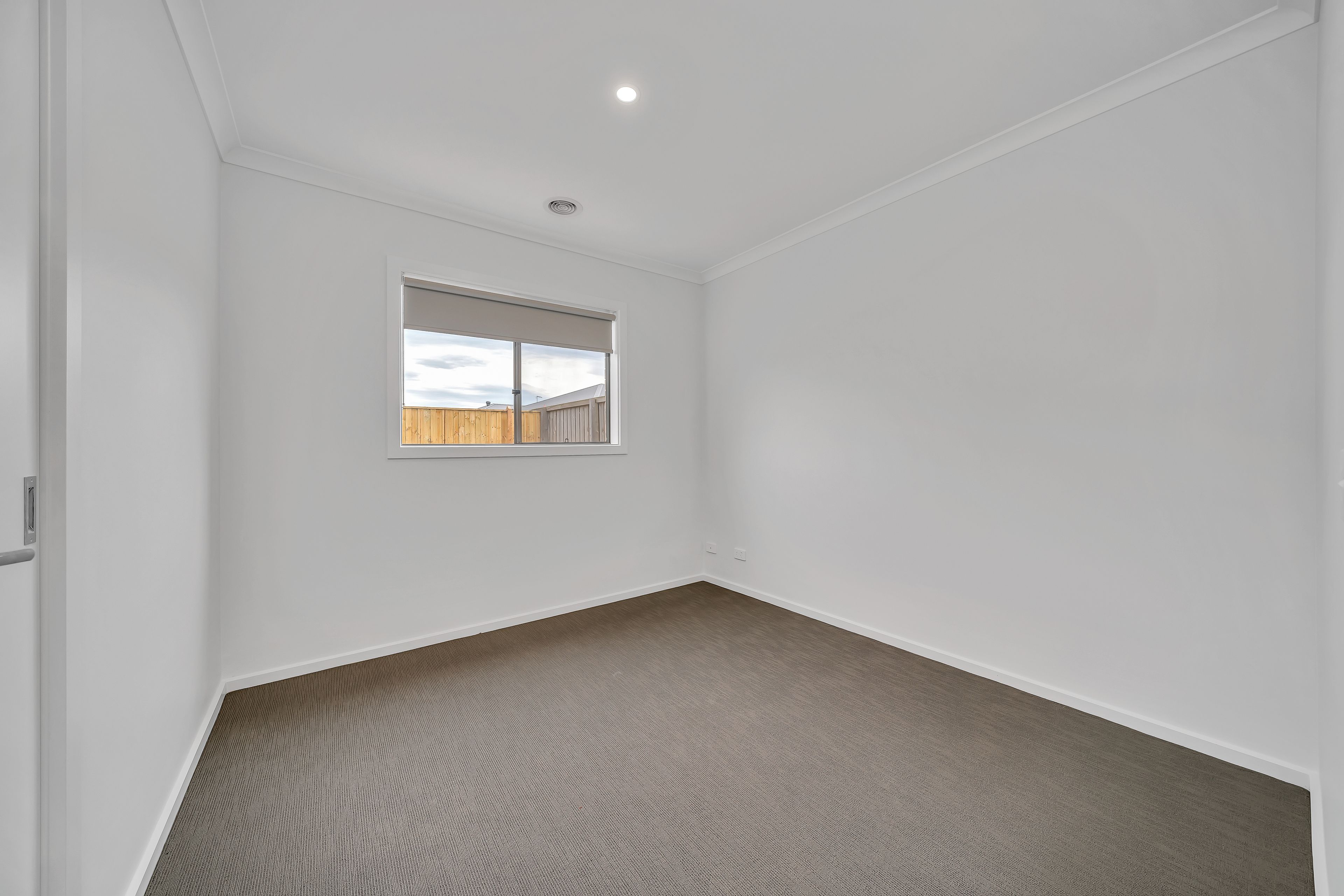 42 Grande Belmond Avenue — photo 9 of 15