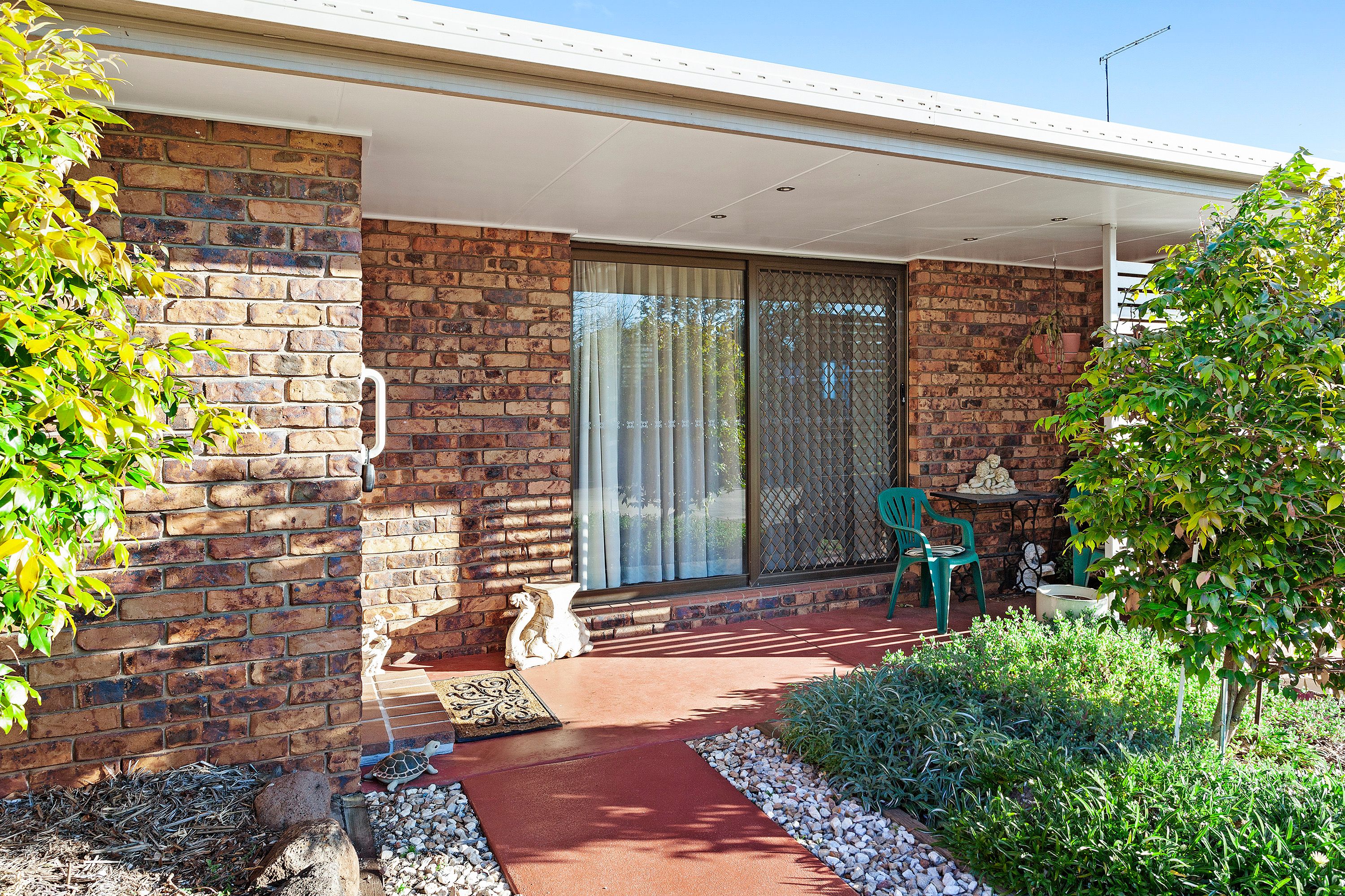 Unit 3/18-20 McIntyre Street, Centenary Heights, QLD 4350