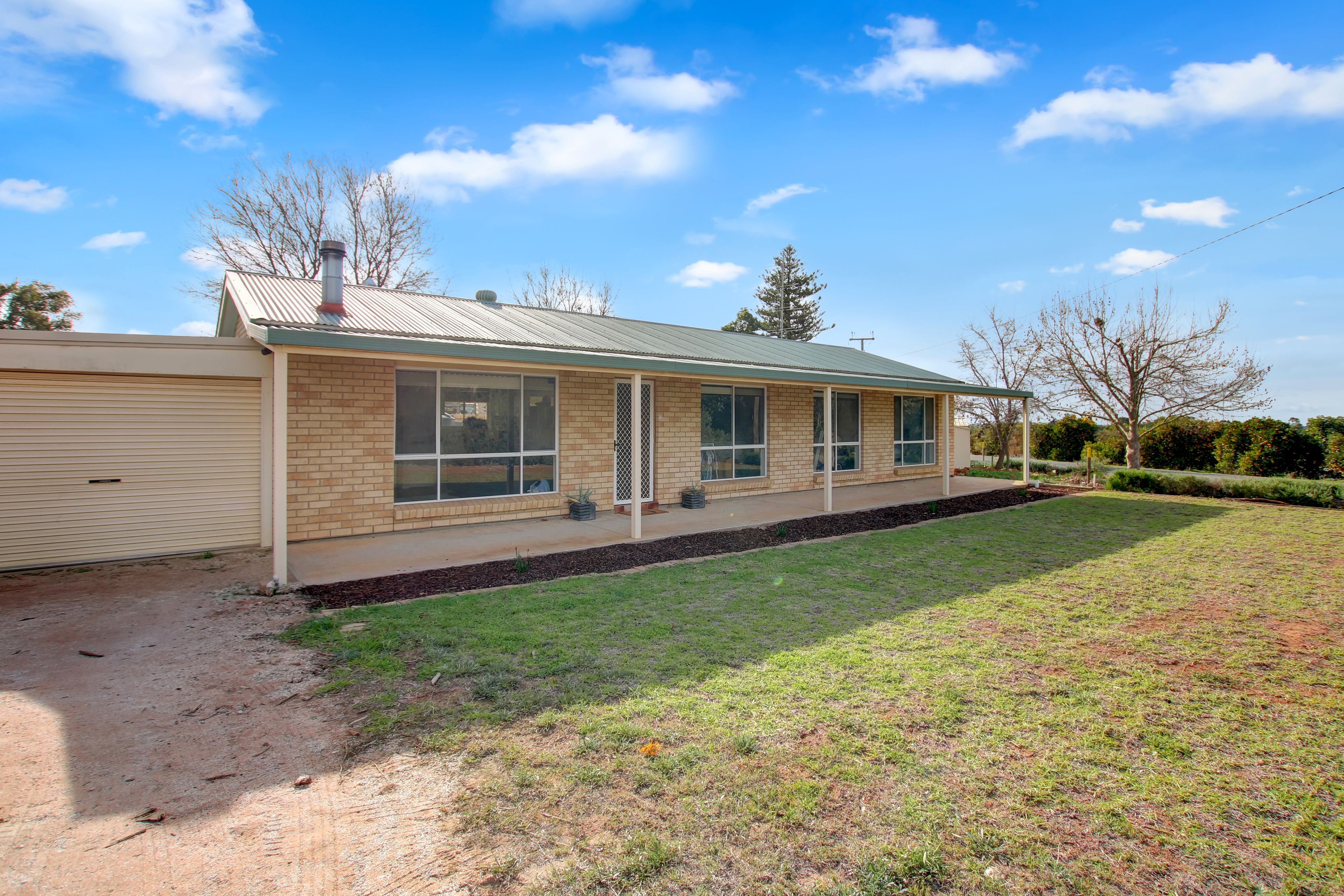 27 Coats Crescent, Golden Heights, SA 5322 Sold House Ray White