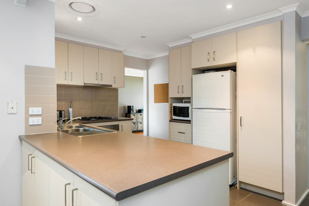 74 Lancaster Road, Mooroolbark, VIC 3138