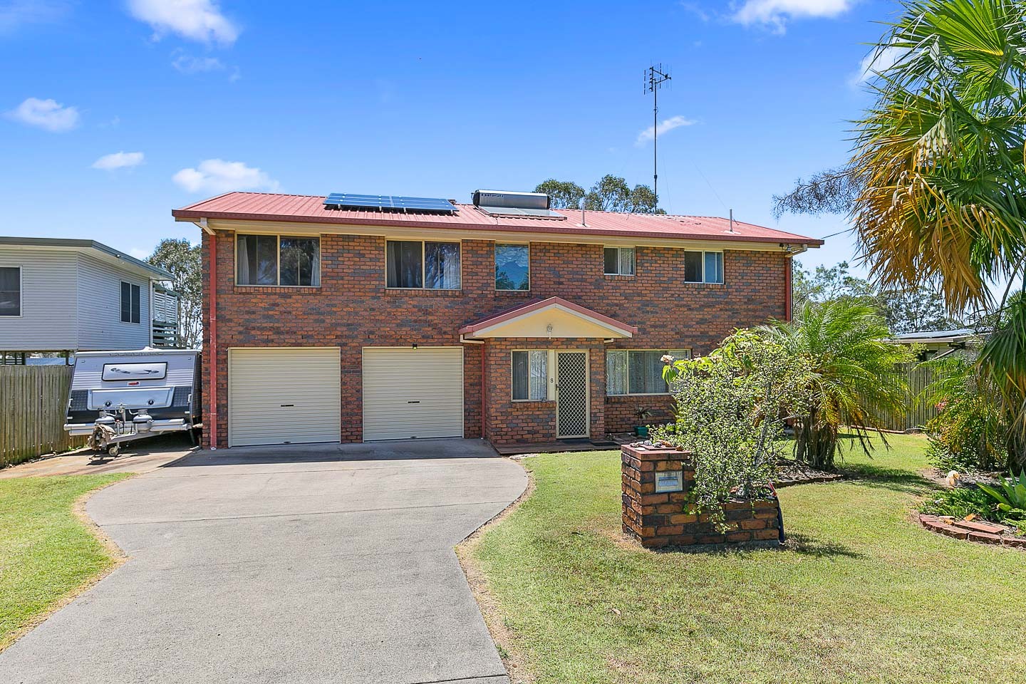 8 Petrel Avenue, River Heads, QLD 4655