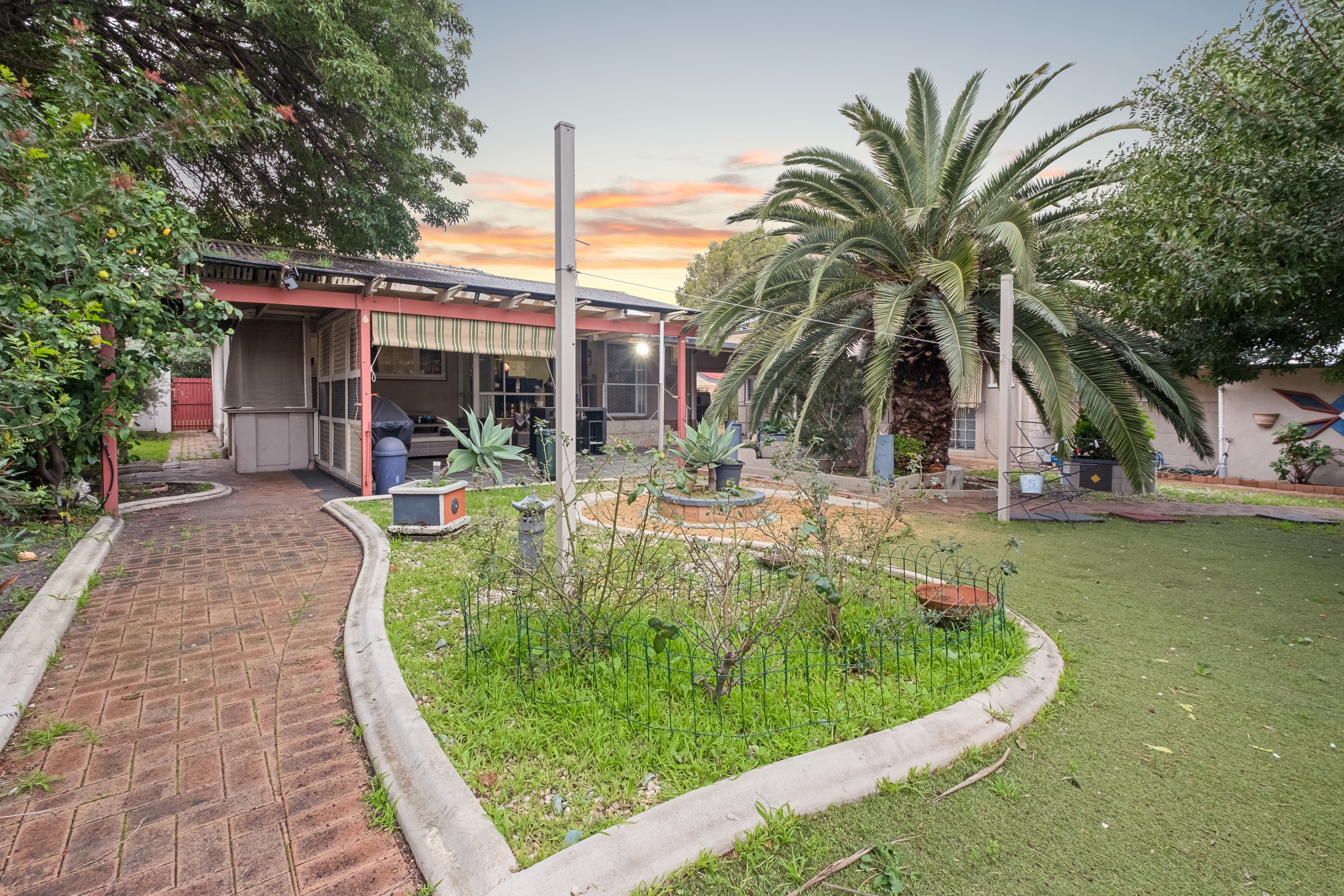 40 St Kilda Road — photo 18 of 30