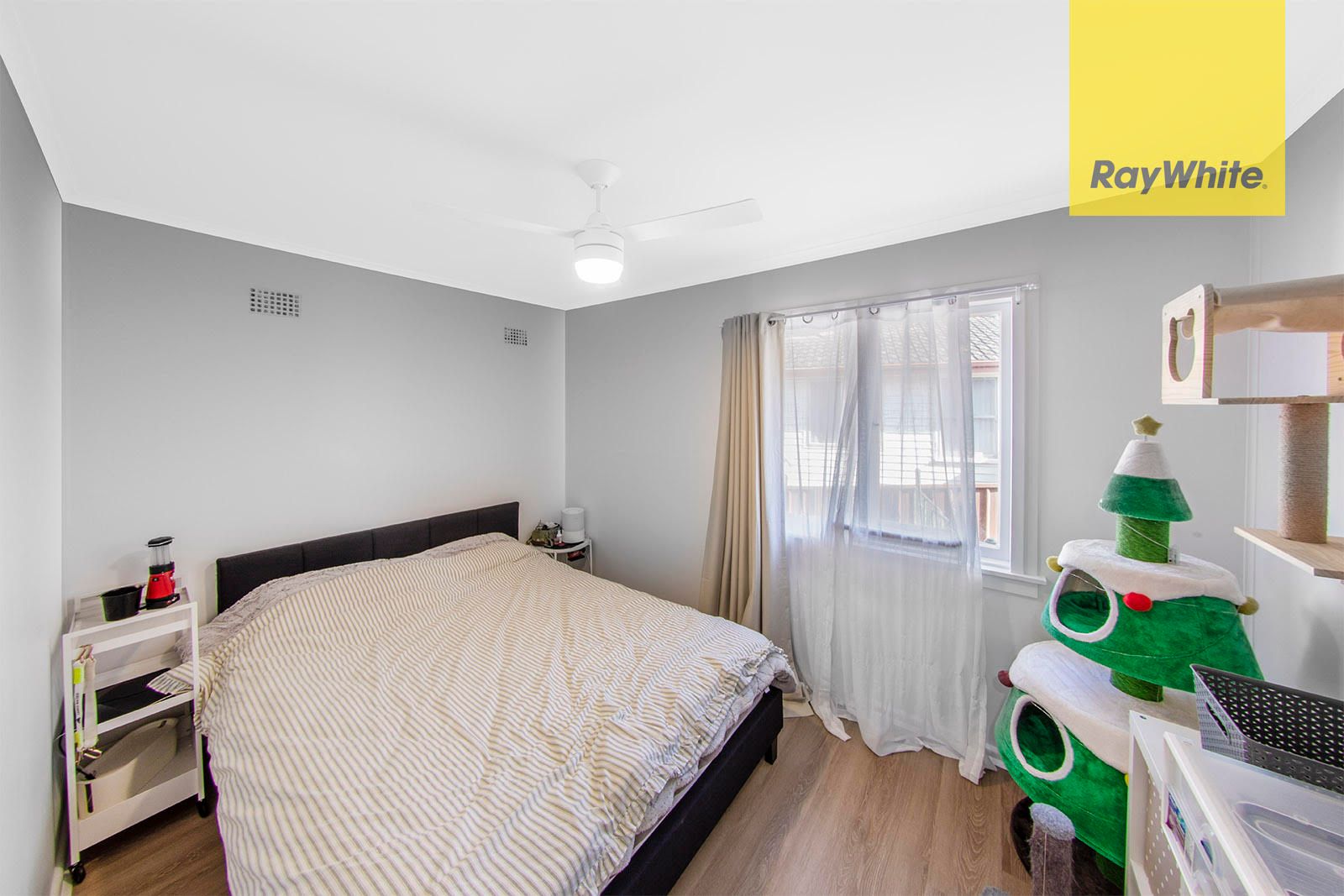12 Albany Street — photo 8 of 10