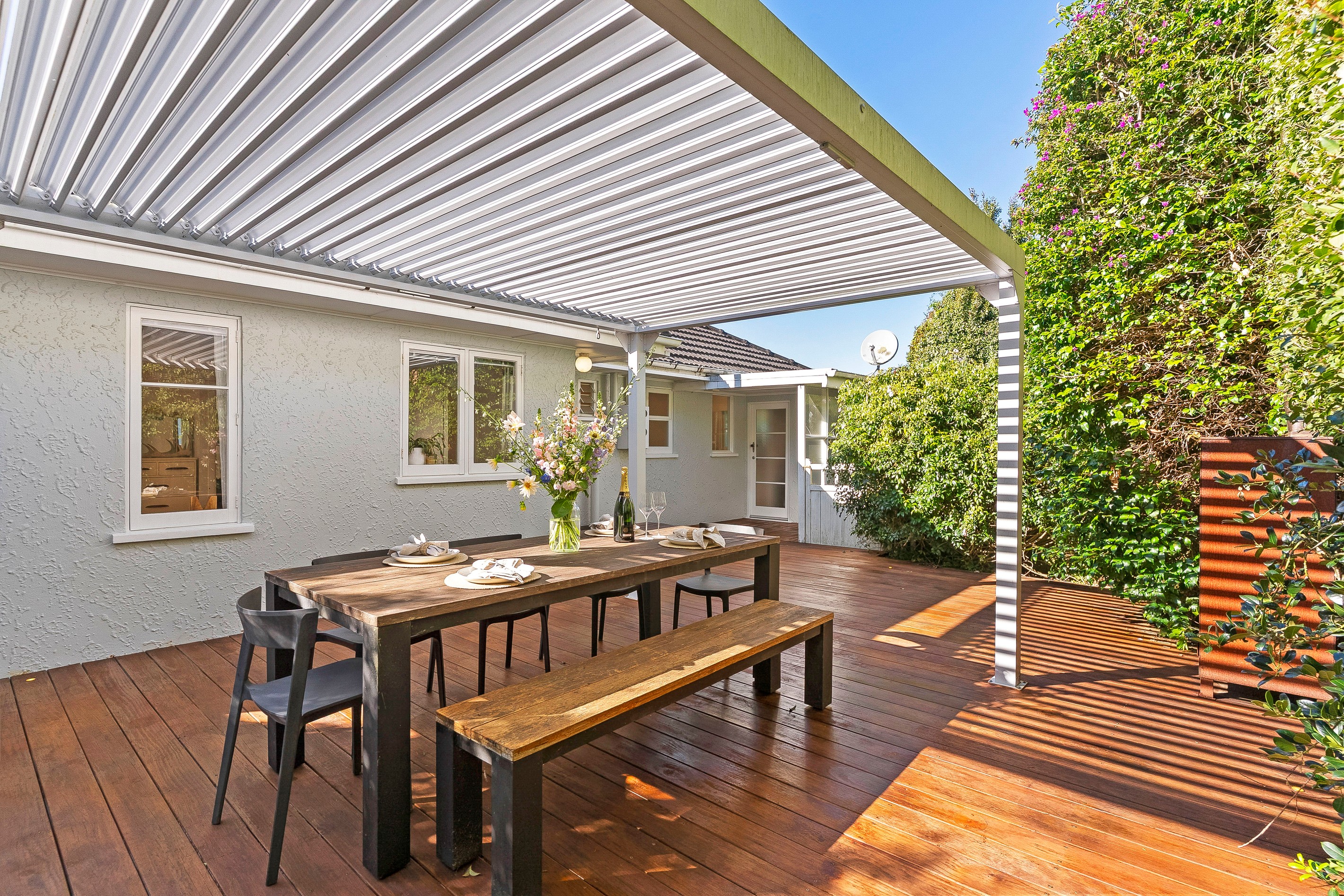1/3 Tui Glen Road, Birkenhead, North Shore City