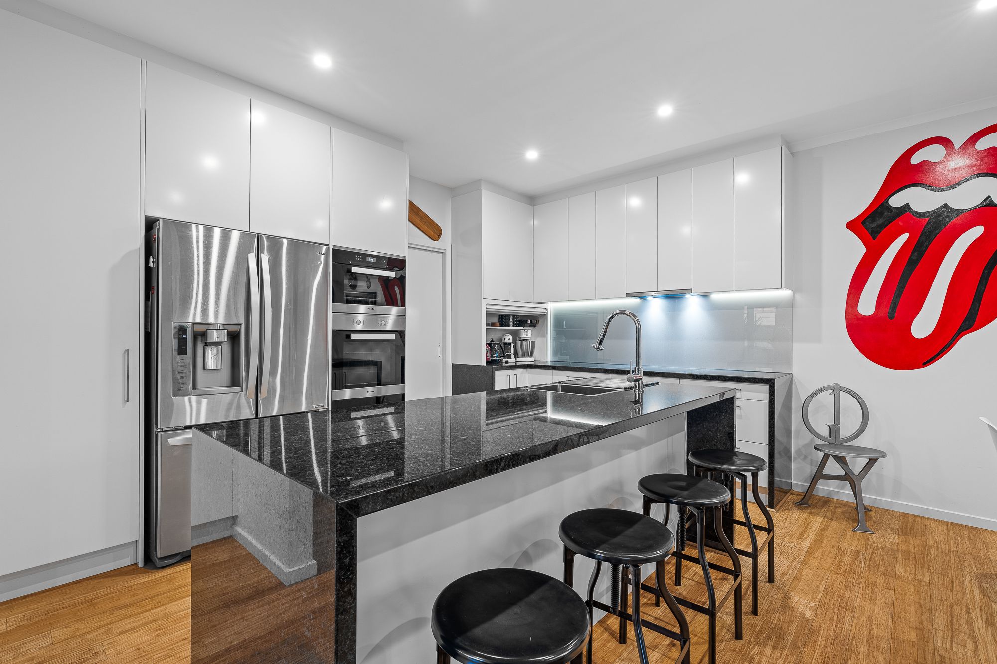 7 Scarborough Square — photo 4 of 18