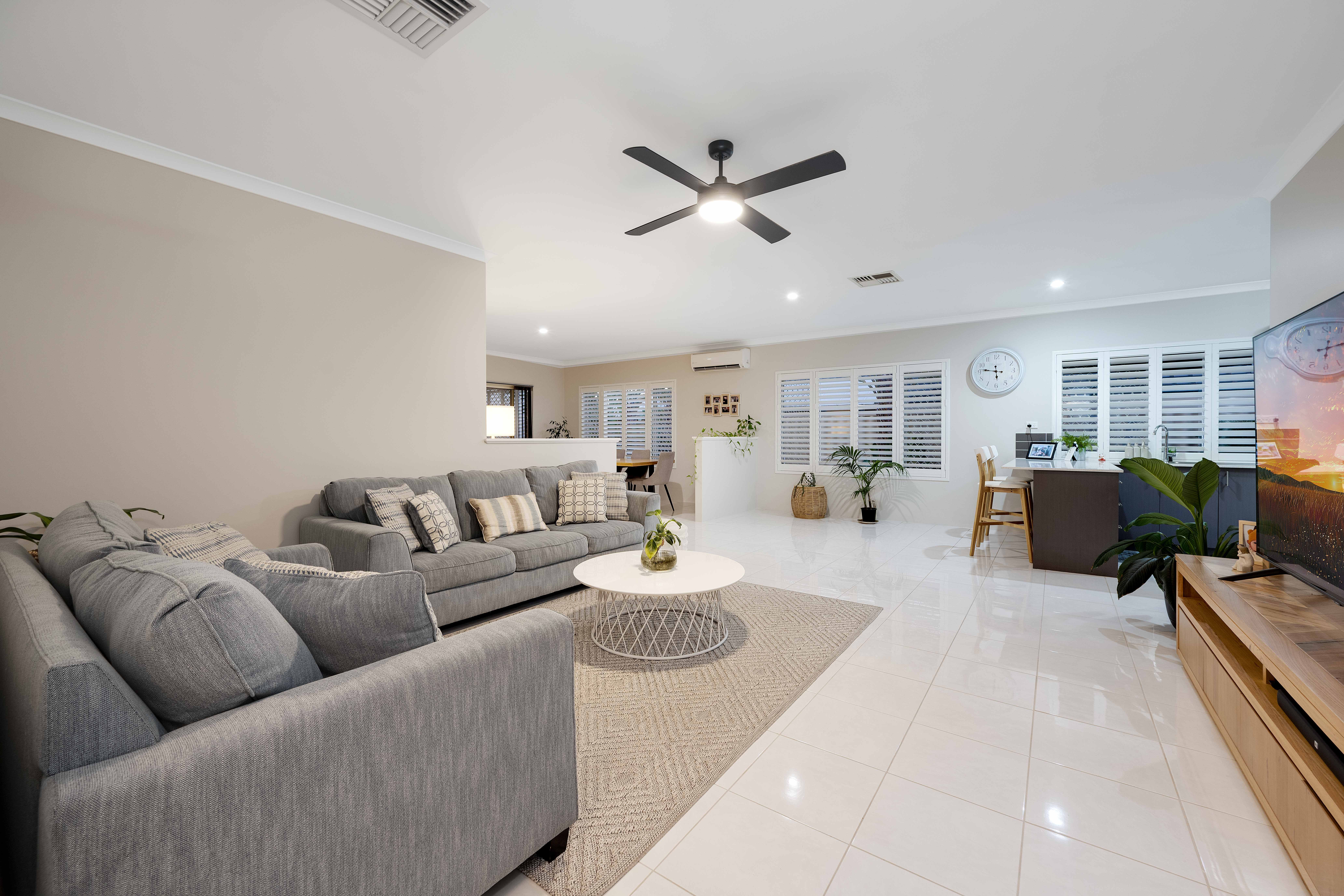 98 Kingsbridge Boulevard — photo 9 of 30