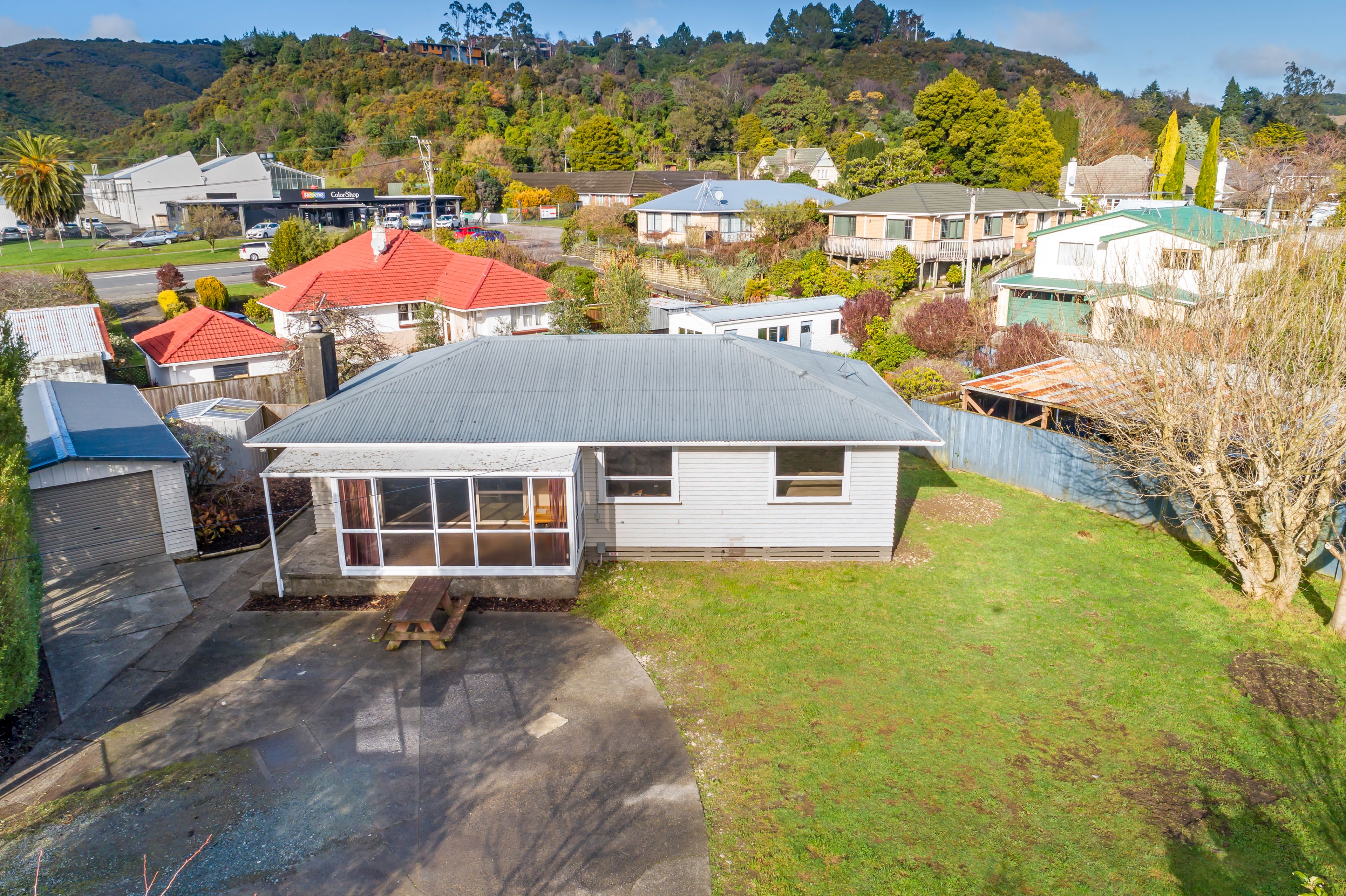 5 Totara Park Road, Clouston Park, Upper Hutt City