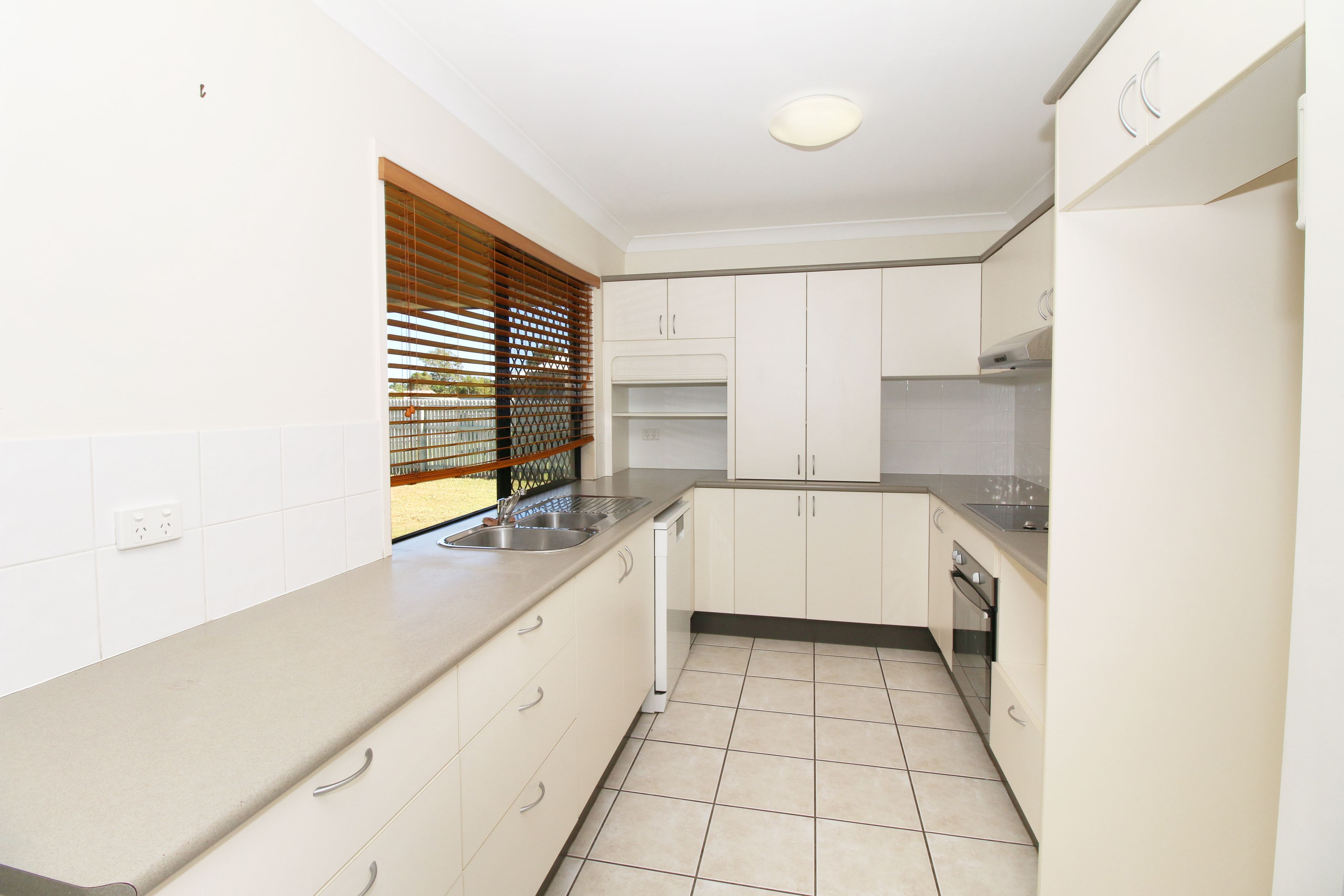 16 Goldcrest Court, Condon, QLD 4815