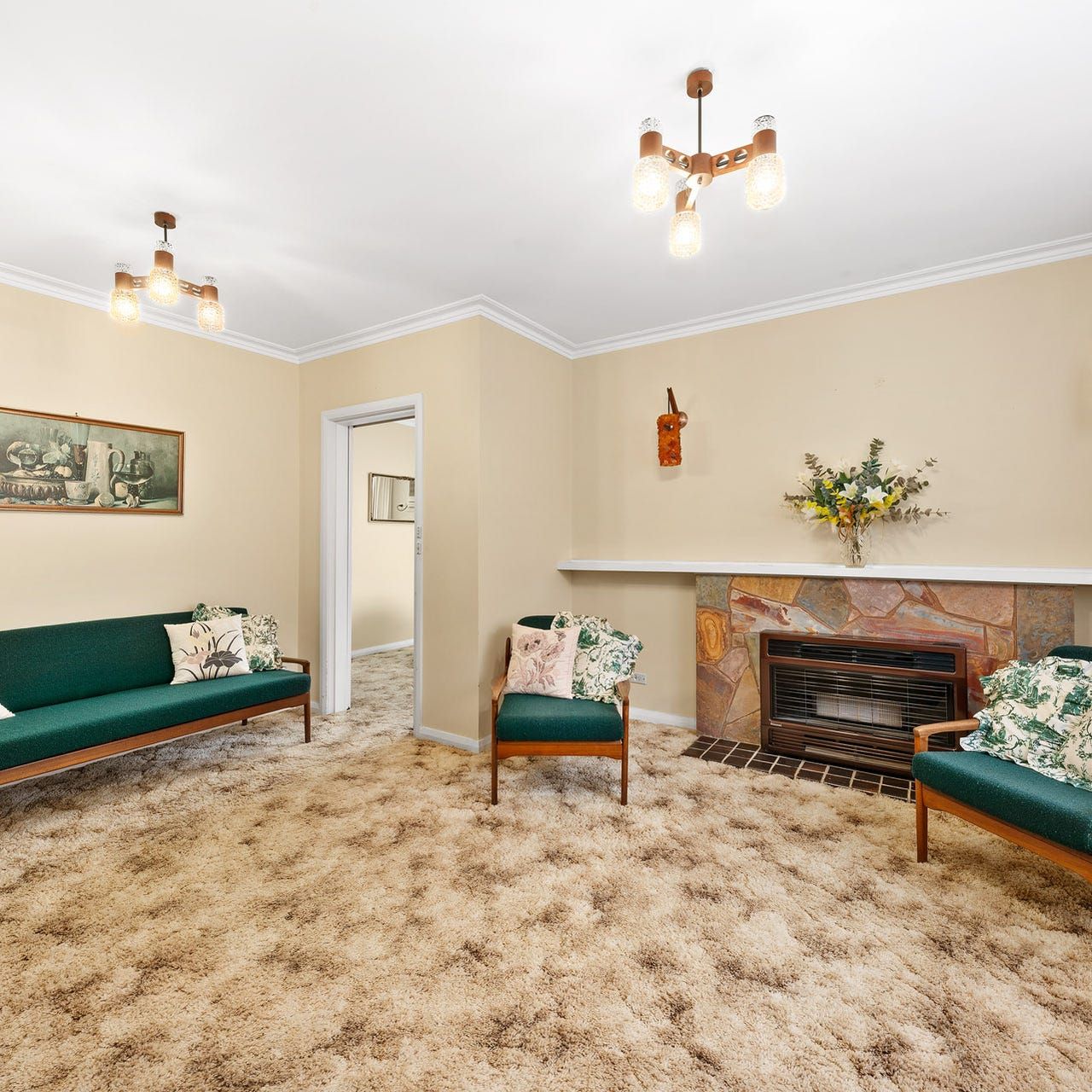53 The Outlook, Glen Waverley, VIC 3150