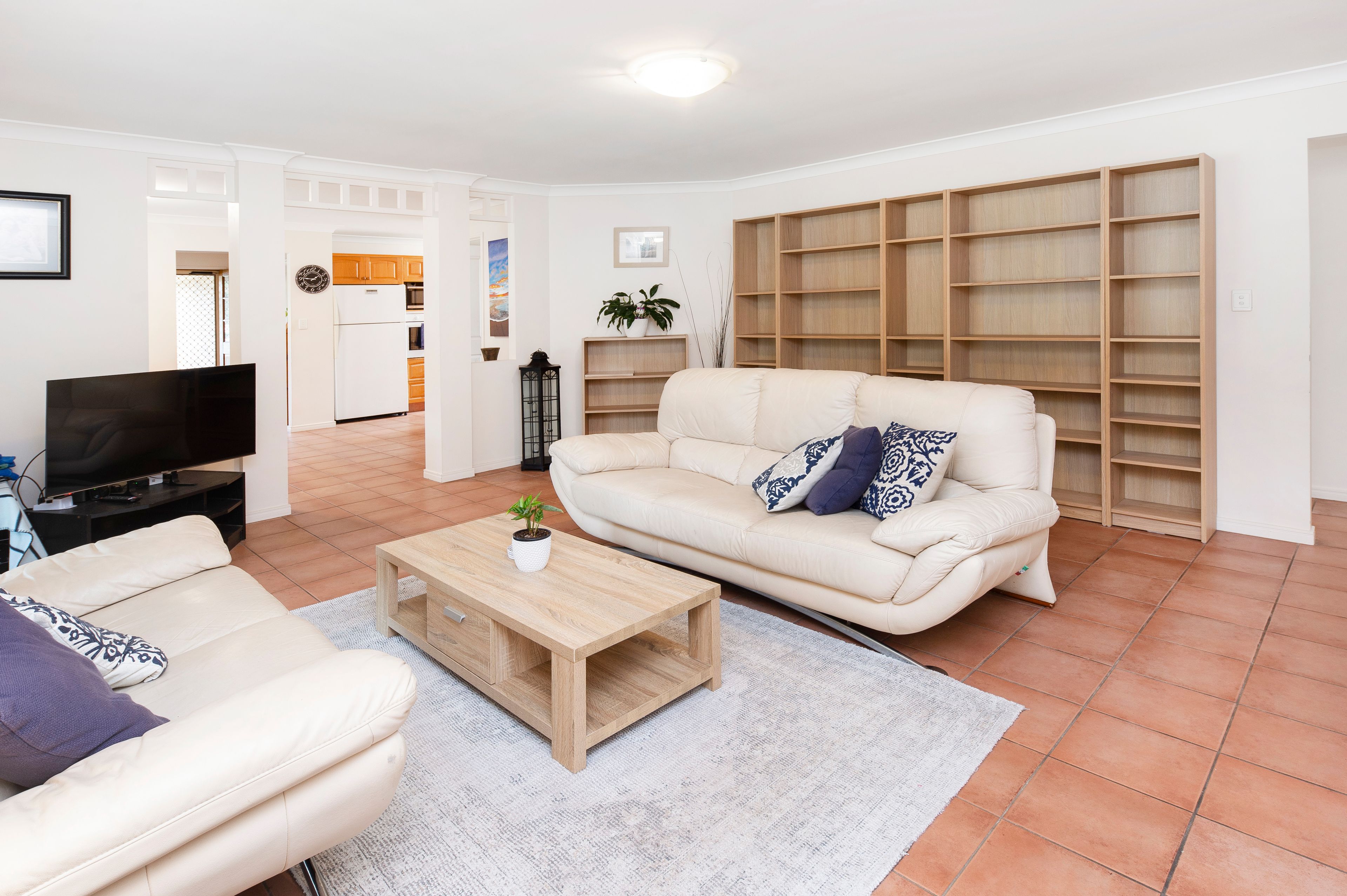 9 Nuthatch Street, Burleigh Waters, QLD 4220