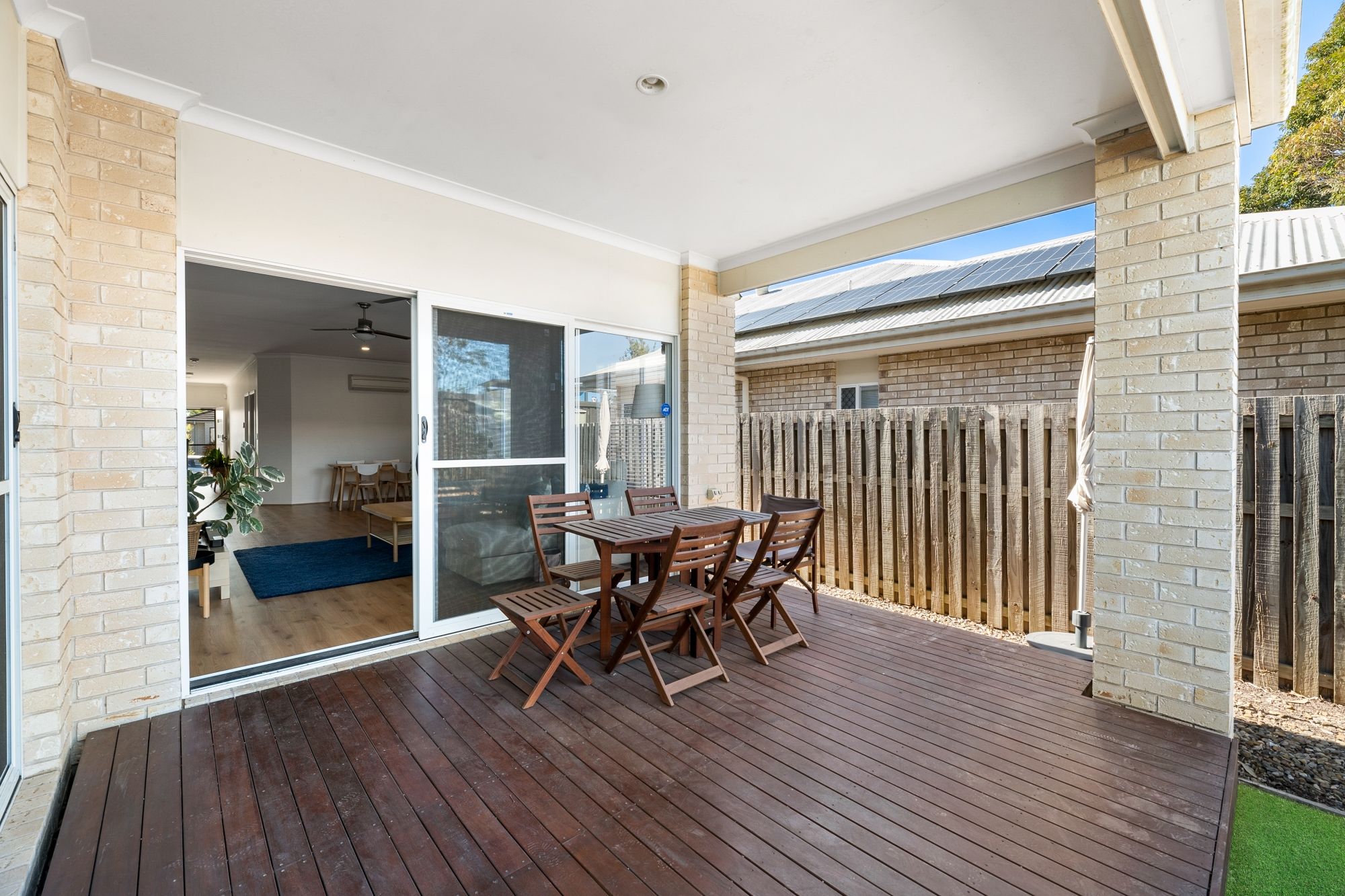 20 Freeman Street — photo 10 of 11