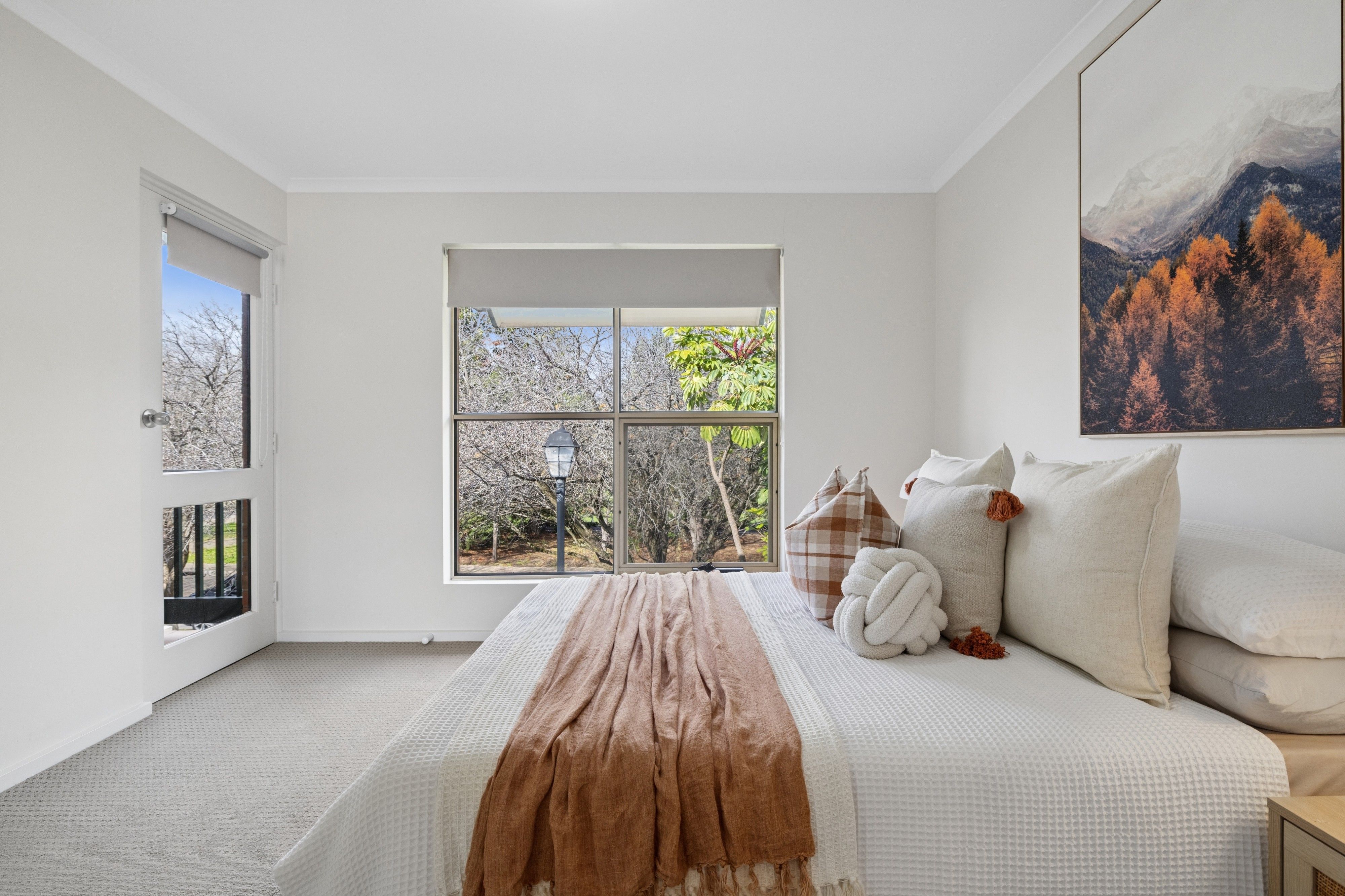 2/9 Mayfair Place — photo 13 of 25