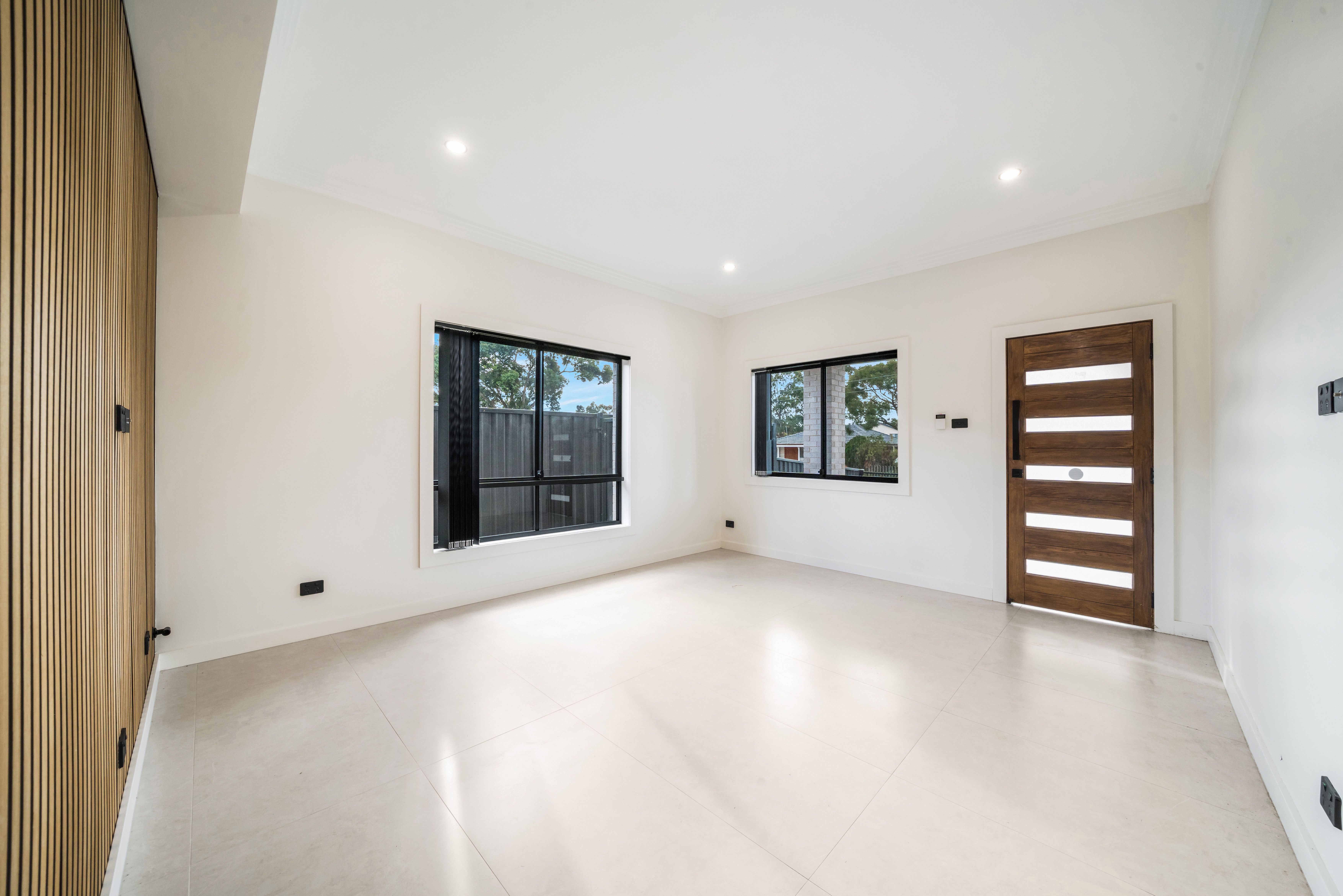 72 Oliveri Crescent — photo 4 of 19