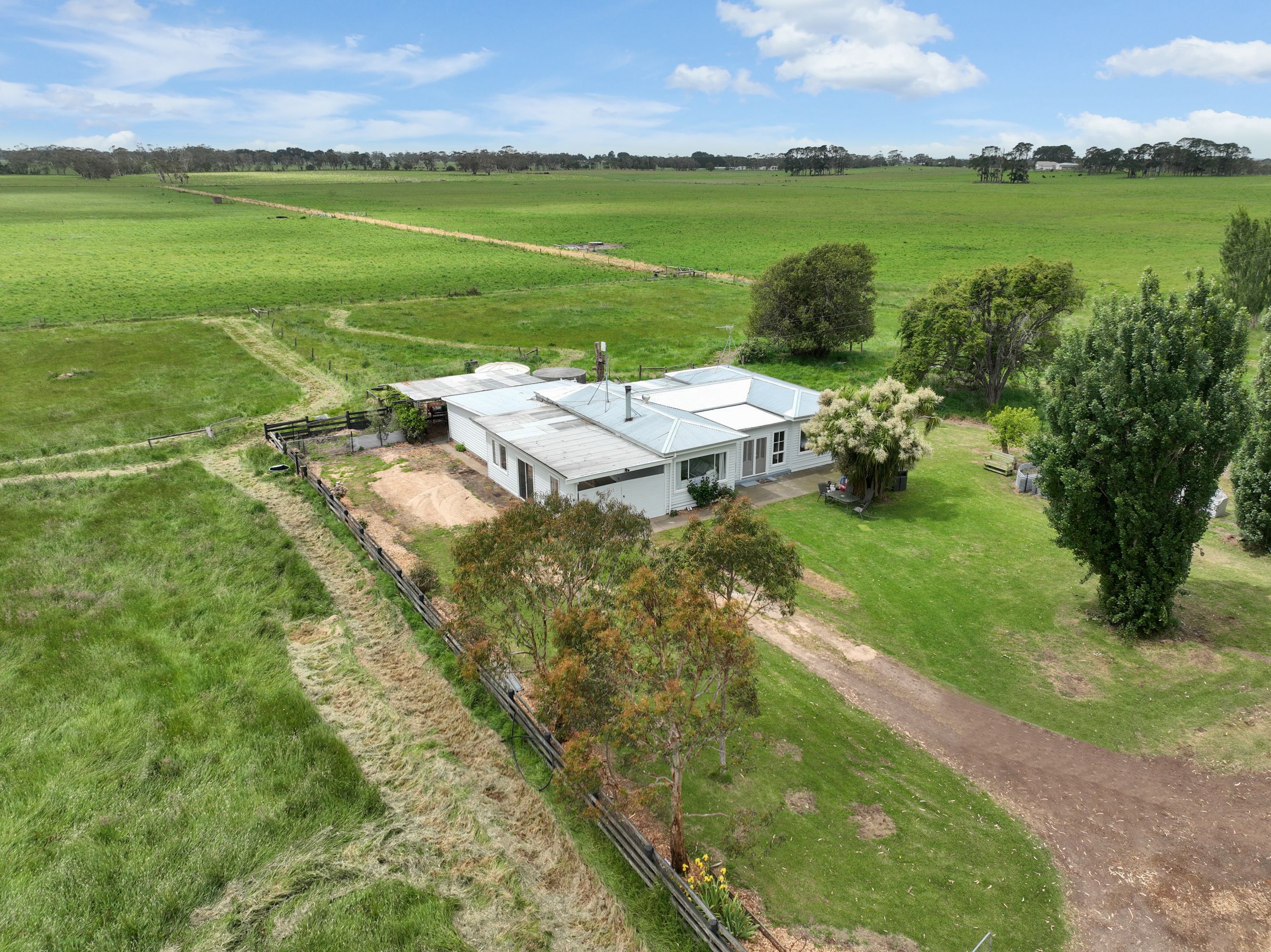 102 Neilsons Road, Ecklin South, VIC 3265