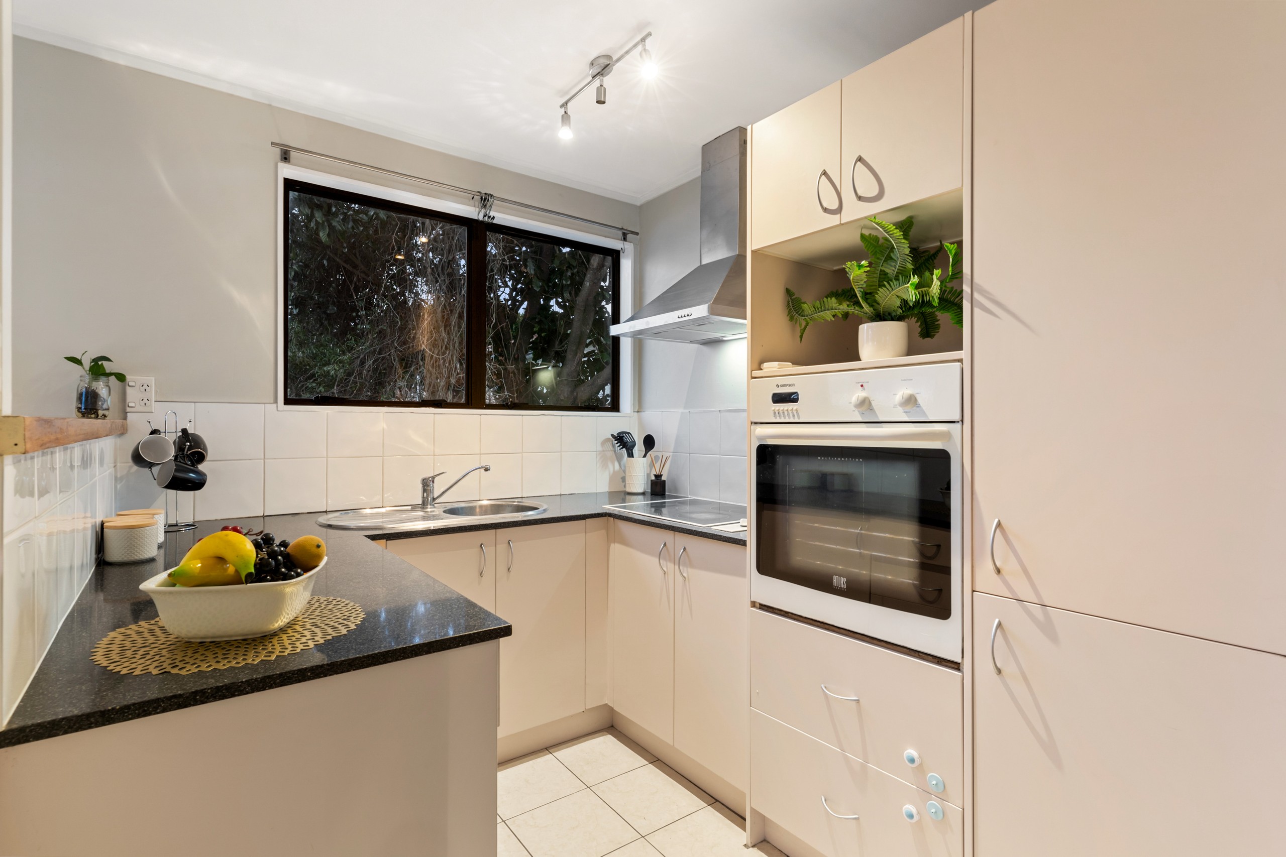 12 Halloran Place, Massey, Waitakere City