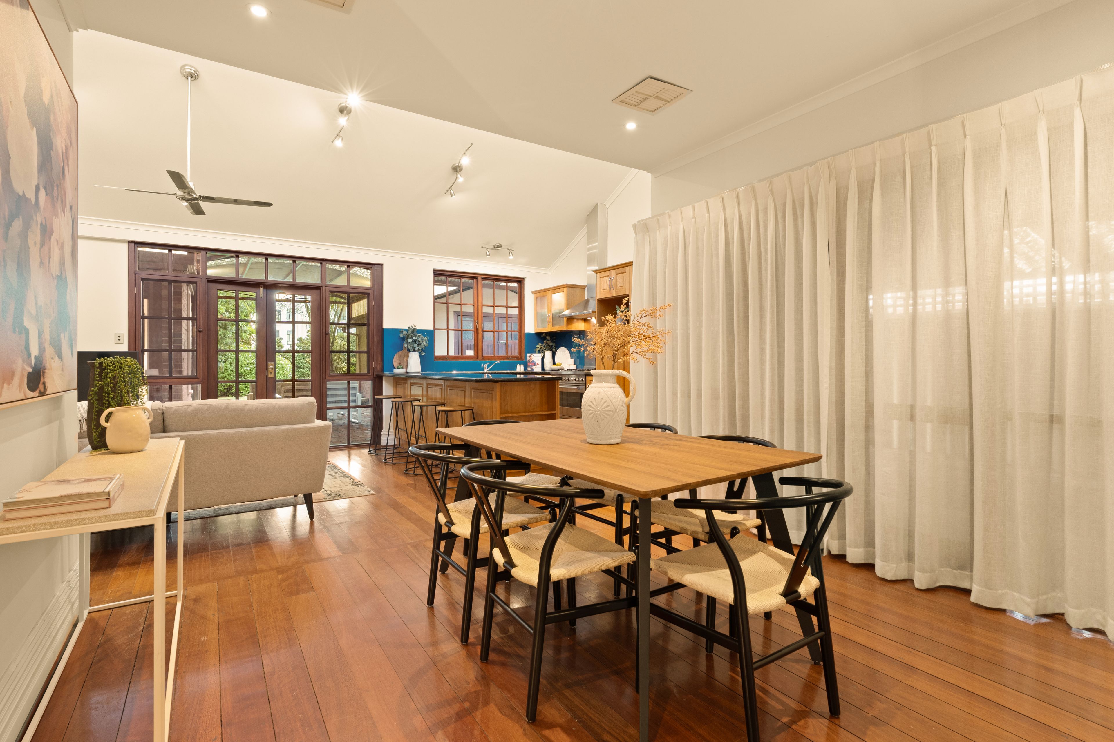 63 Rookwood Street — photo 4 of 28