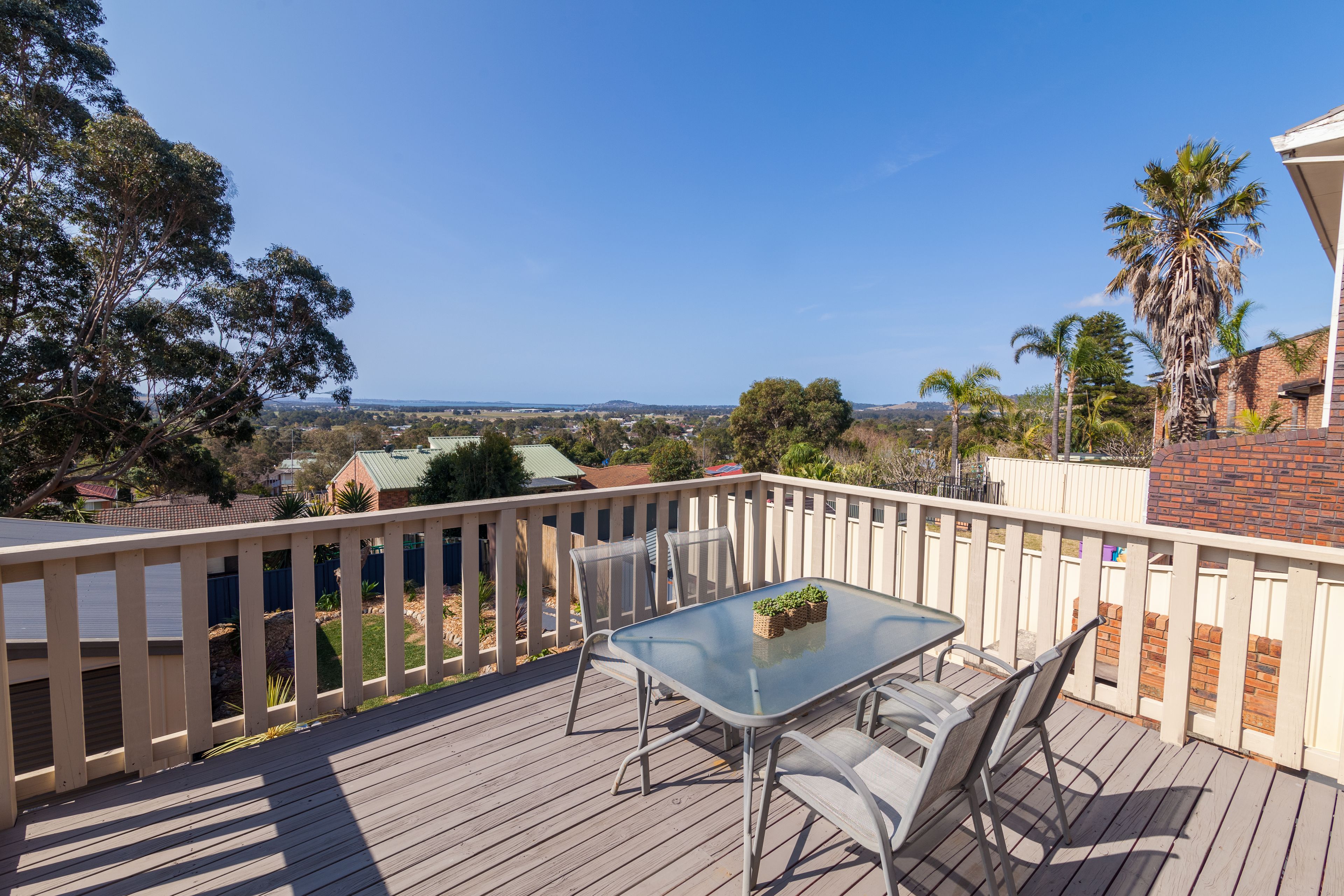 21 Scenic Crescent