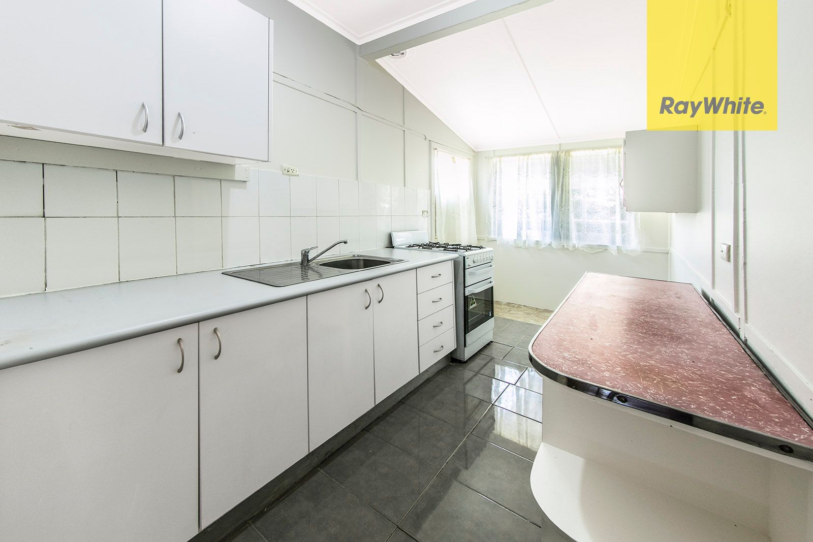 73 Carinya Avenue, St Marys, NSW 2760