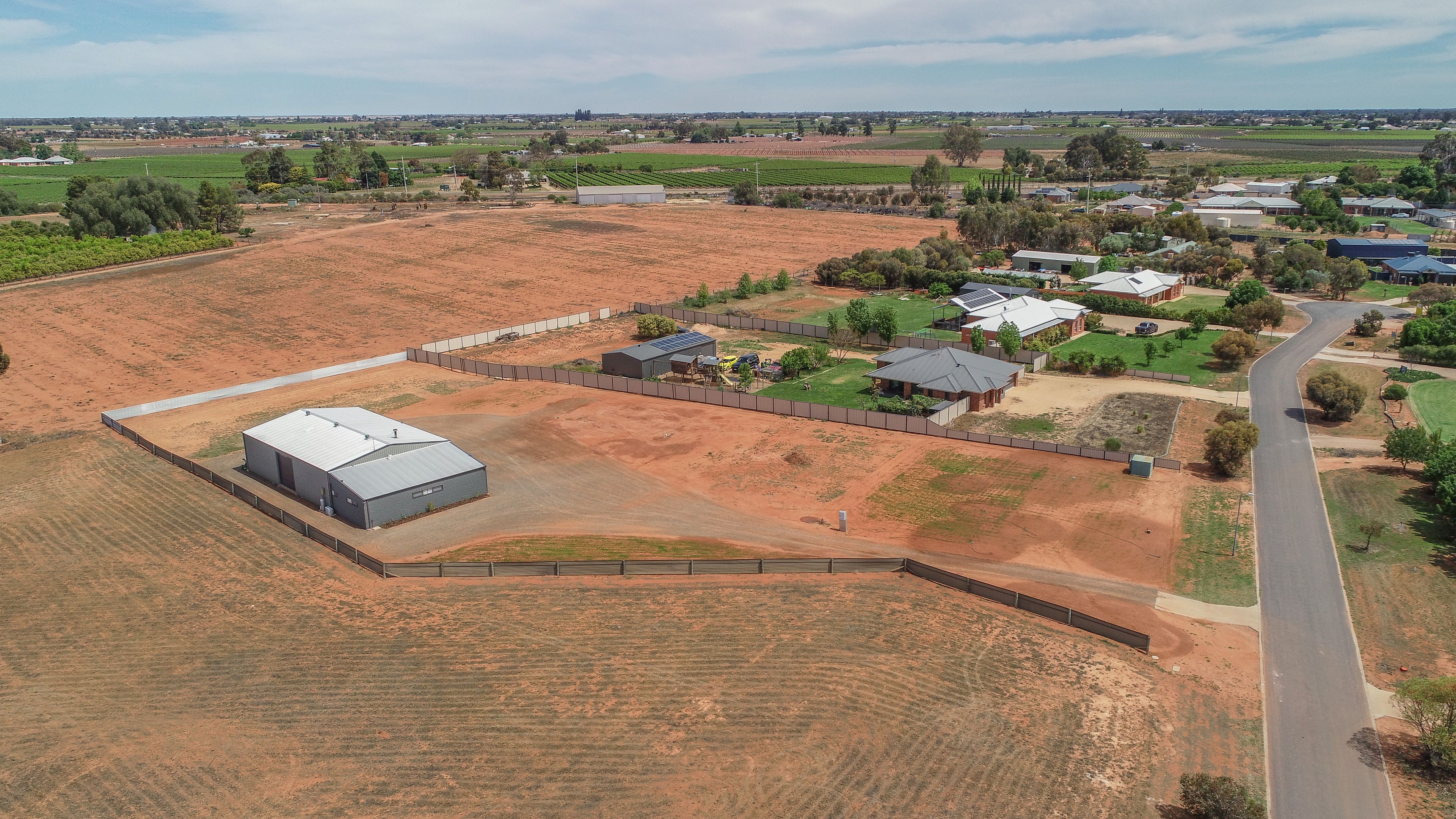 2 Clifton Hill Court, Birdwoodton, VIC 3505