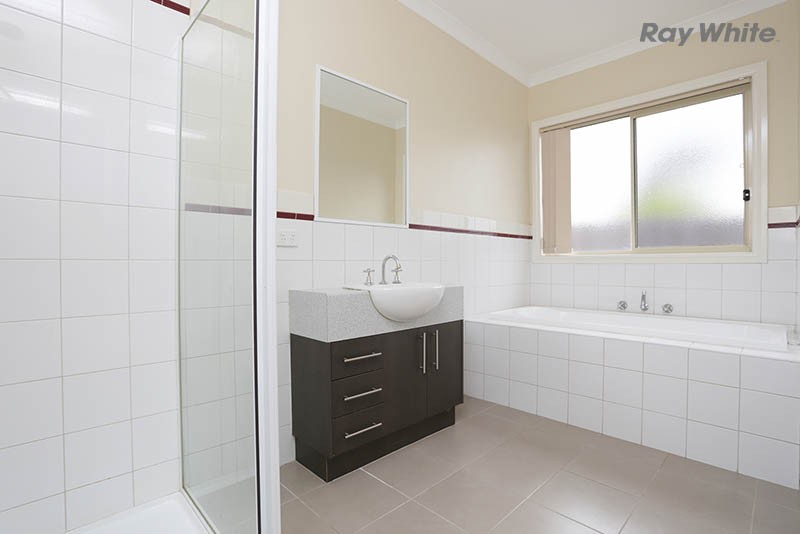 3/40 Buckingham Street, Sydenham, VIC 3037
