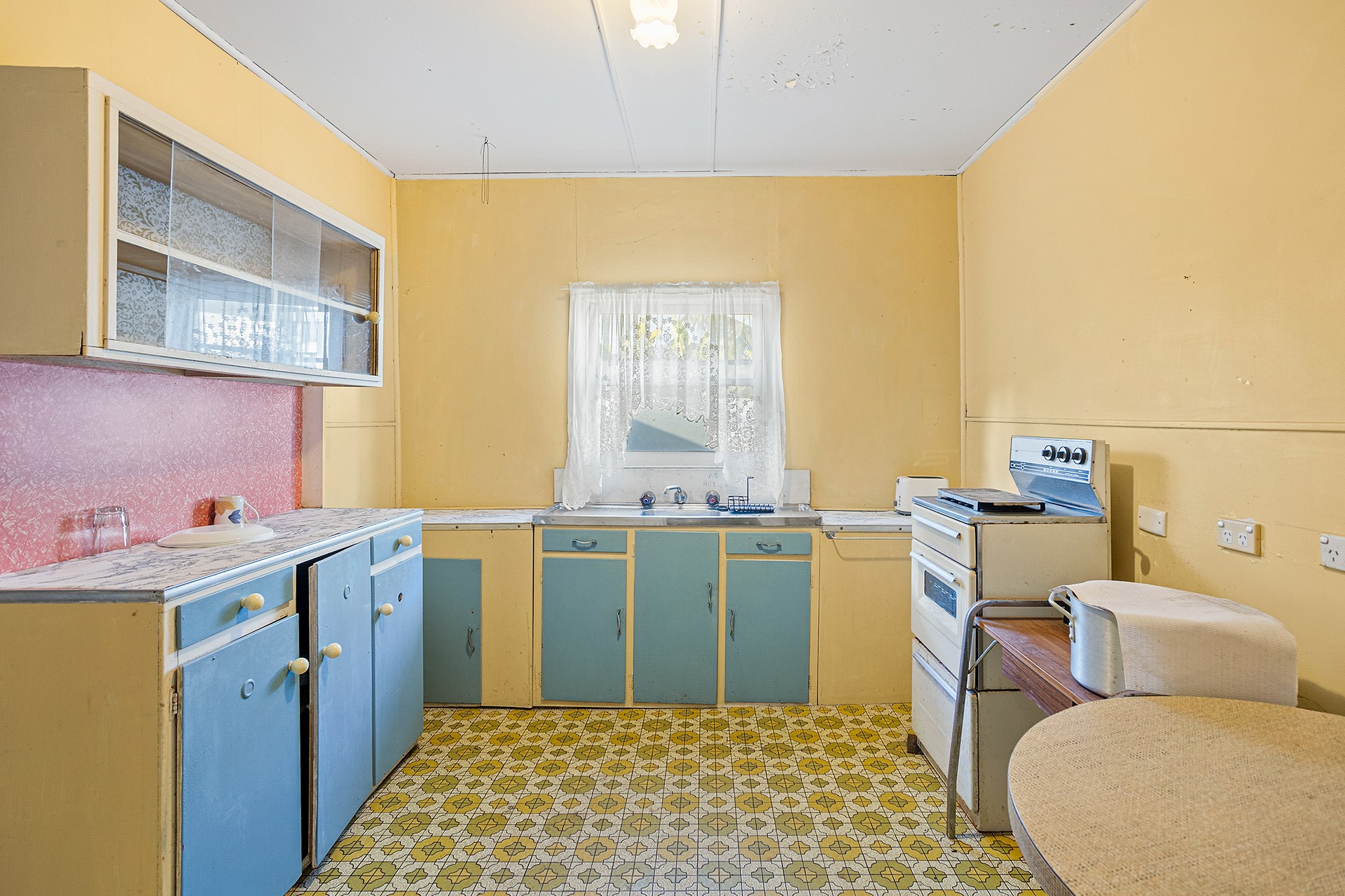 24 Redman Avenue, Thirroul, NSW 2515