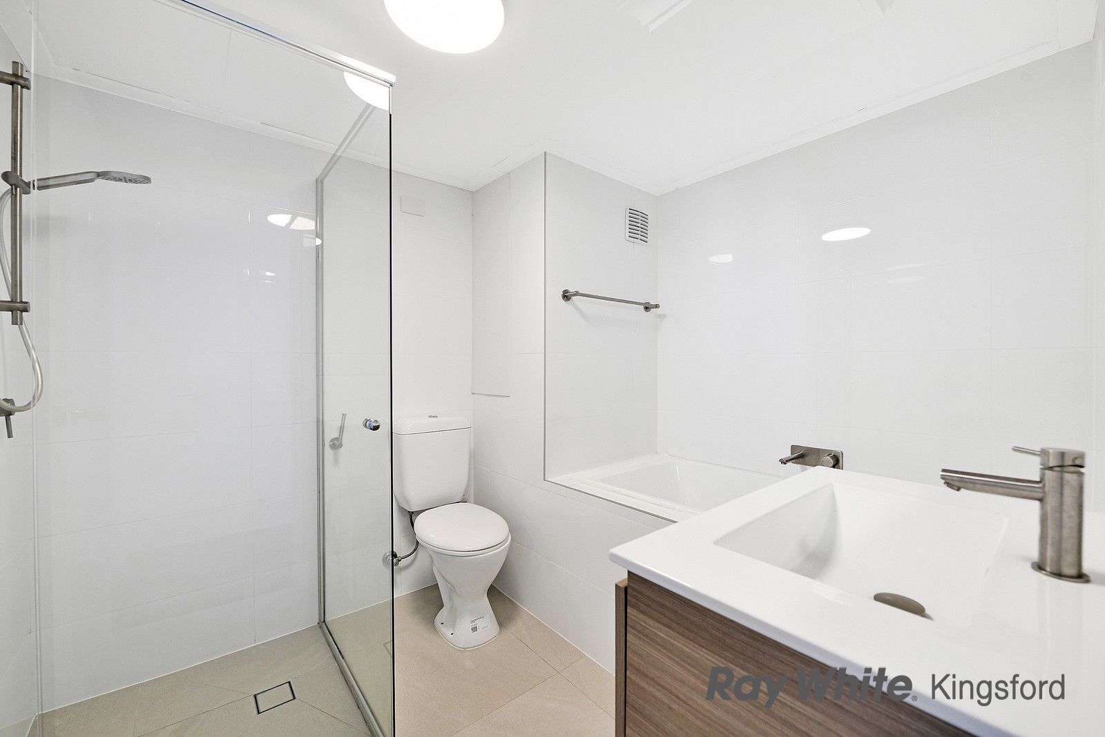 71/17-25 Wentworth Street — photo 4 of 7
