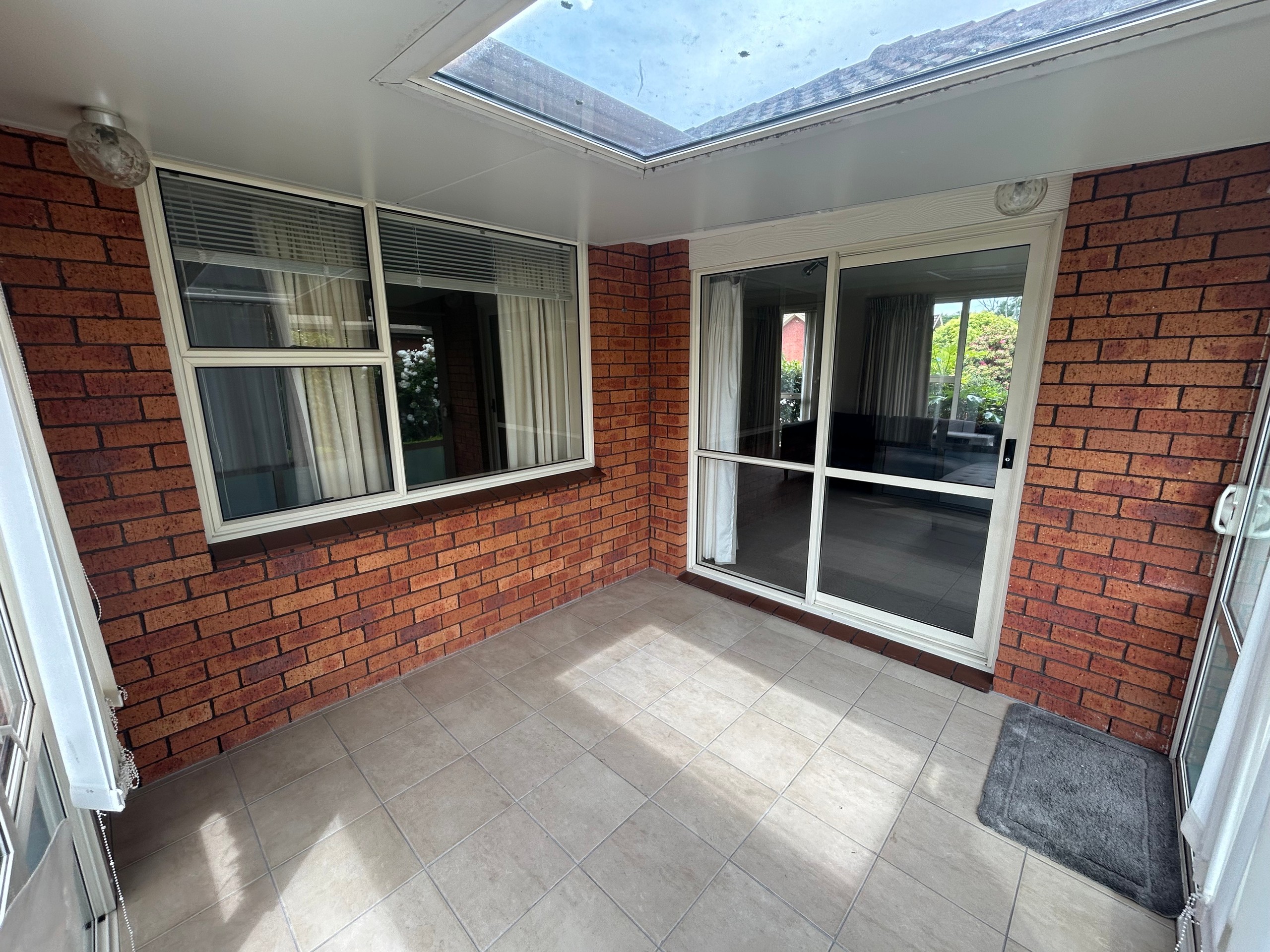 1/3 Cottesmore Close, Burnside, Christchurch City