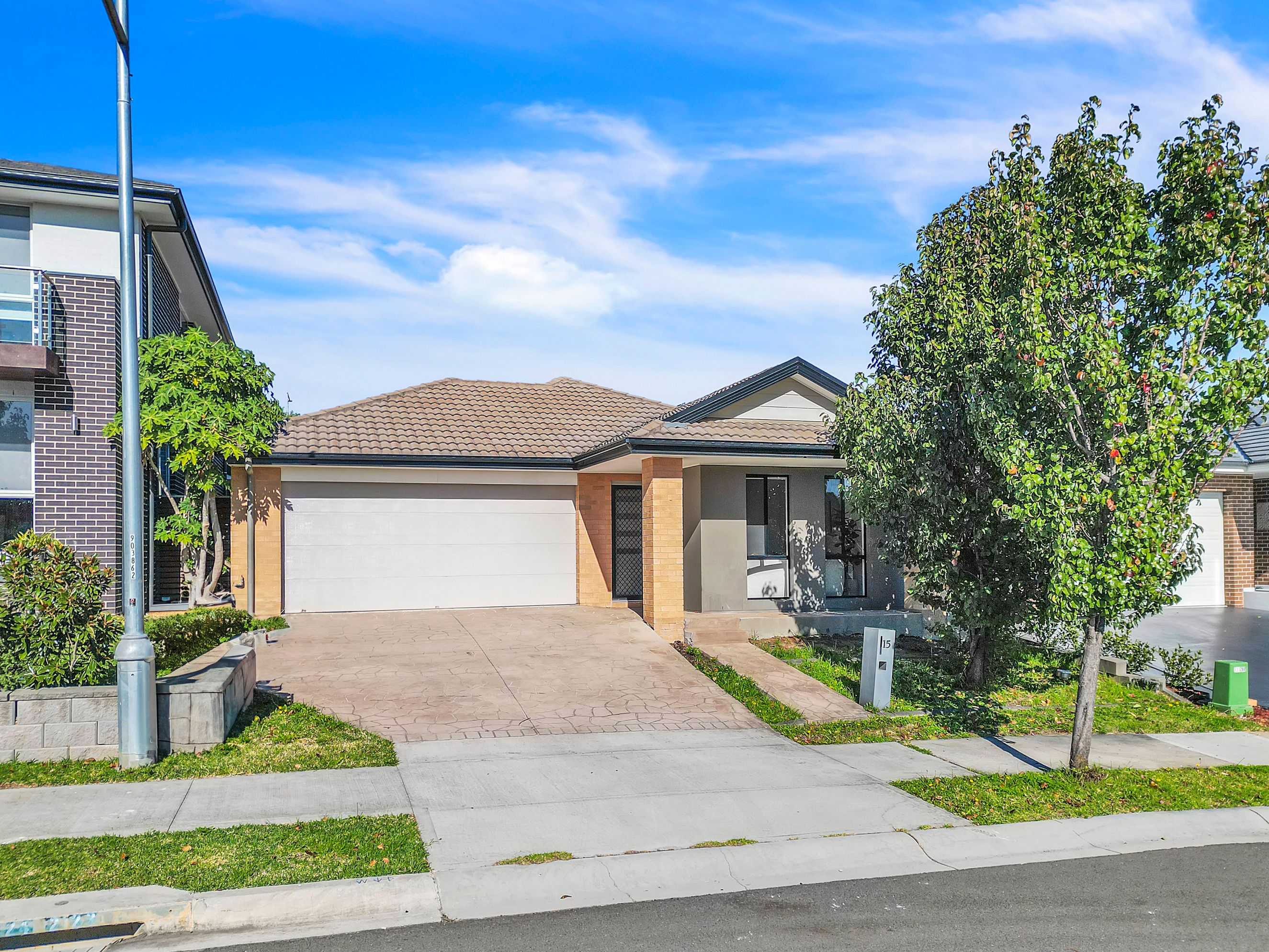 15 Sowerby Street, Oran Park NSW 2570