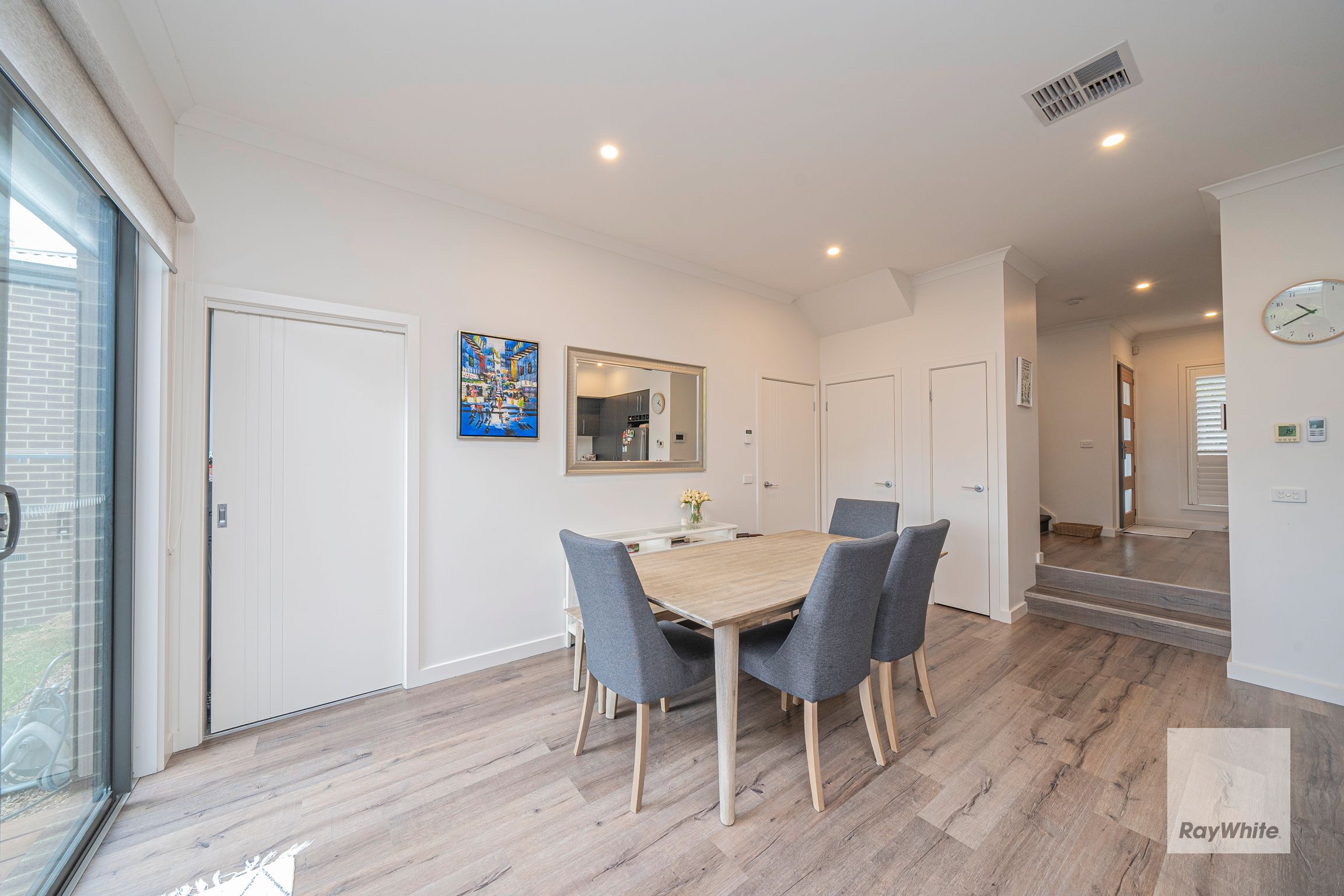 2 Hylton Crescent, Forest Hill, VIC 3131