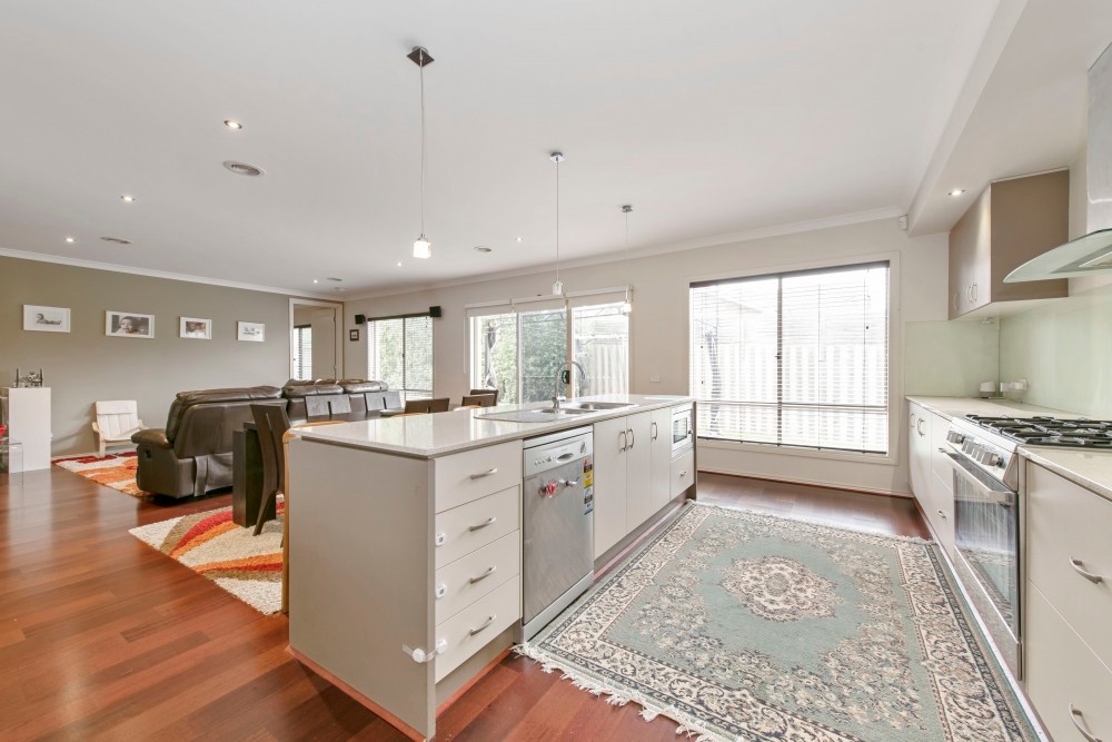 165 Haverbrack Drive, Mulgrave, VIC 3170