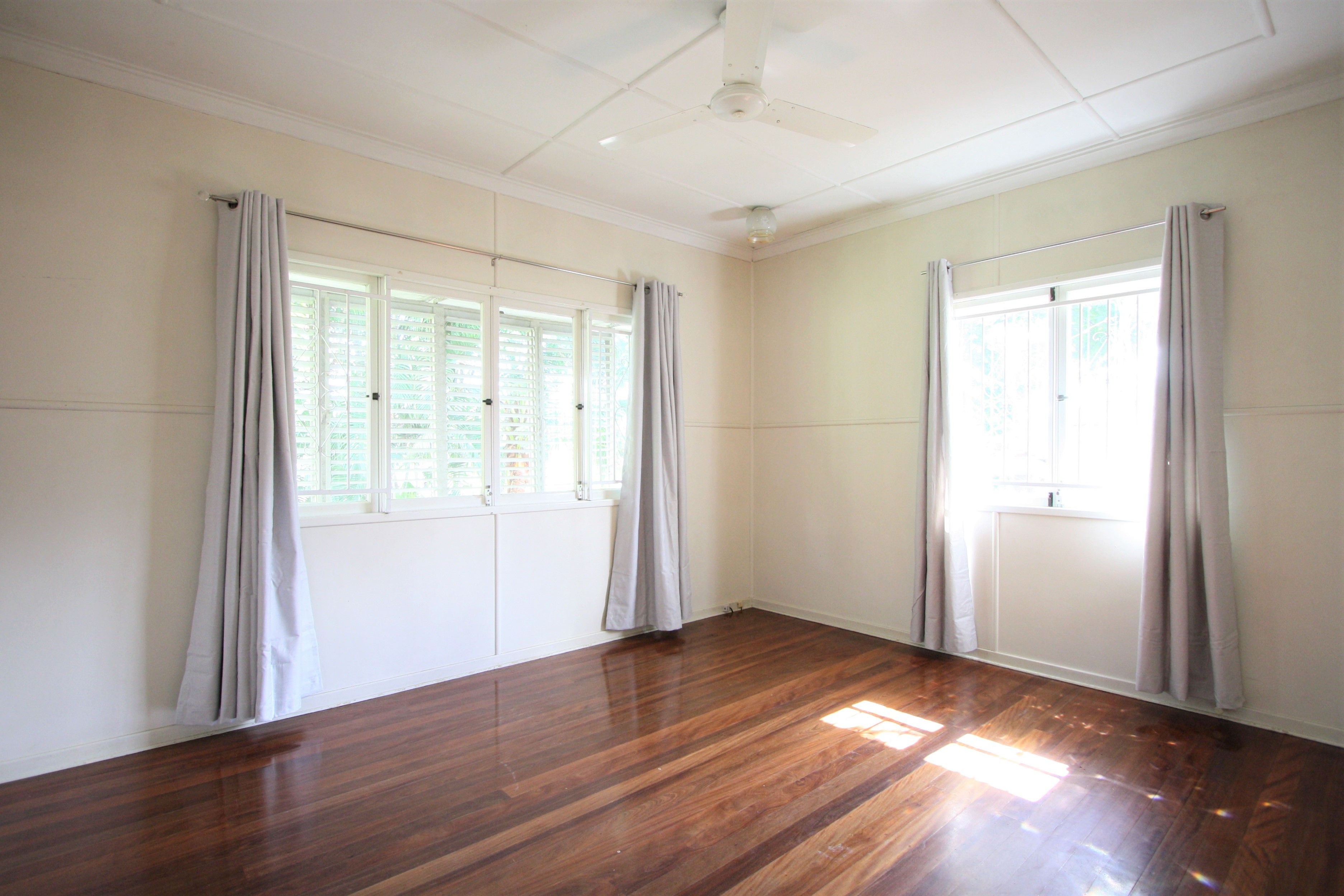 34 Weal Avenue, Tarragindi, QLD 4121