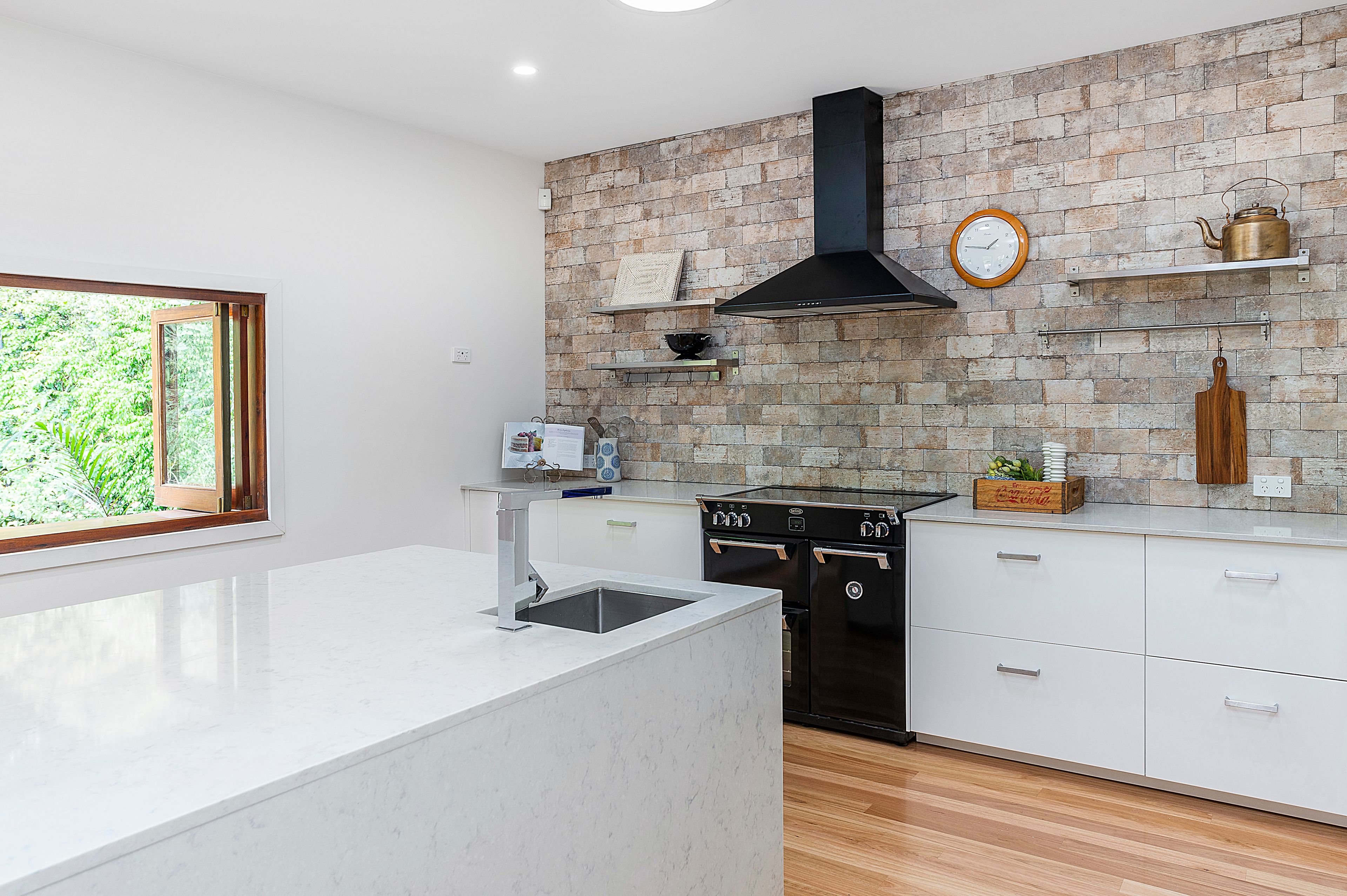 3297 Palladian Drive, Hope Island QLD 4212