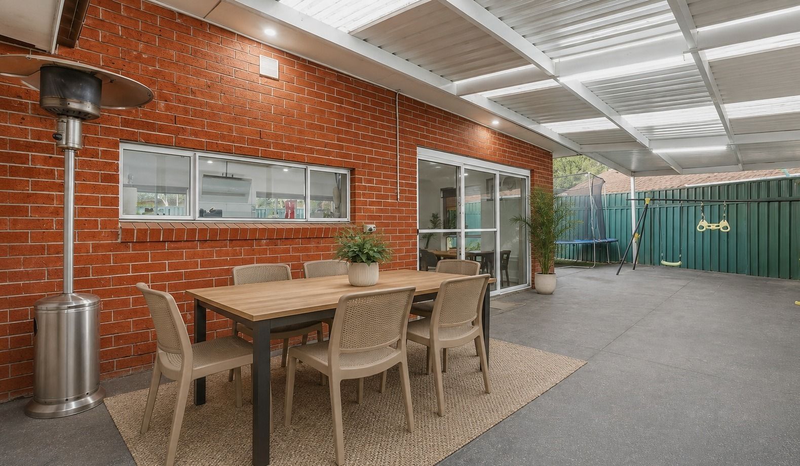 37 Glennie Street — photo 12 of 14
