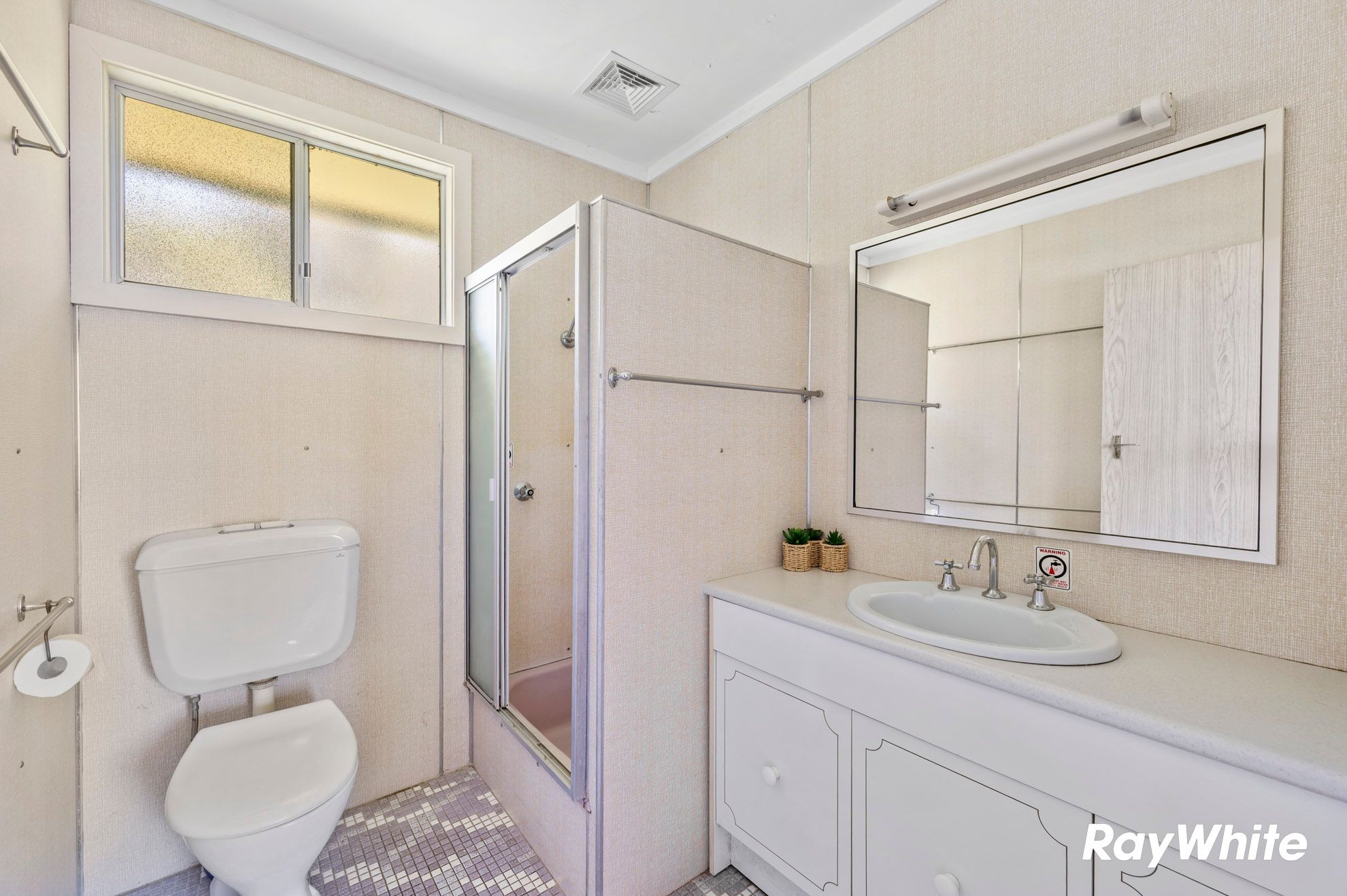 8 Clive Court — photo 16 of 22