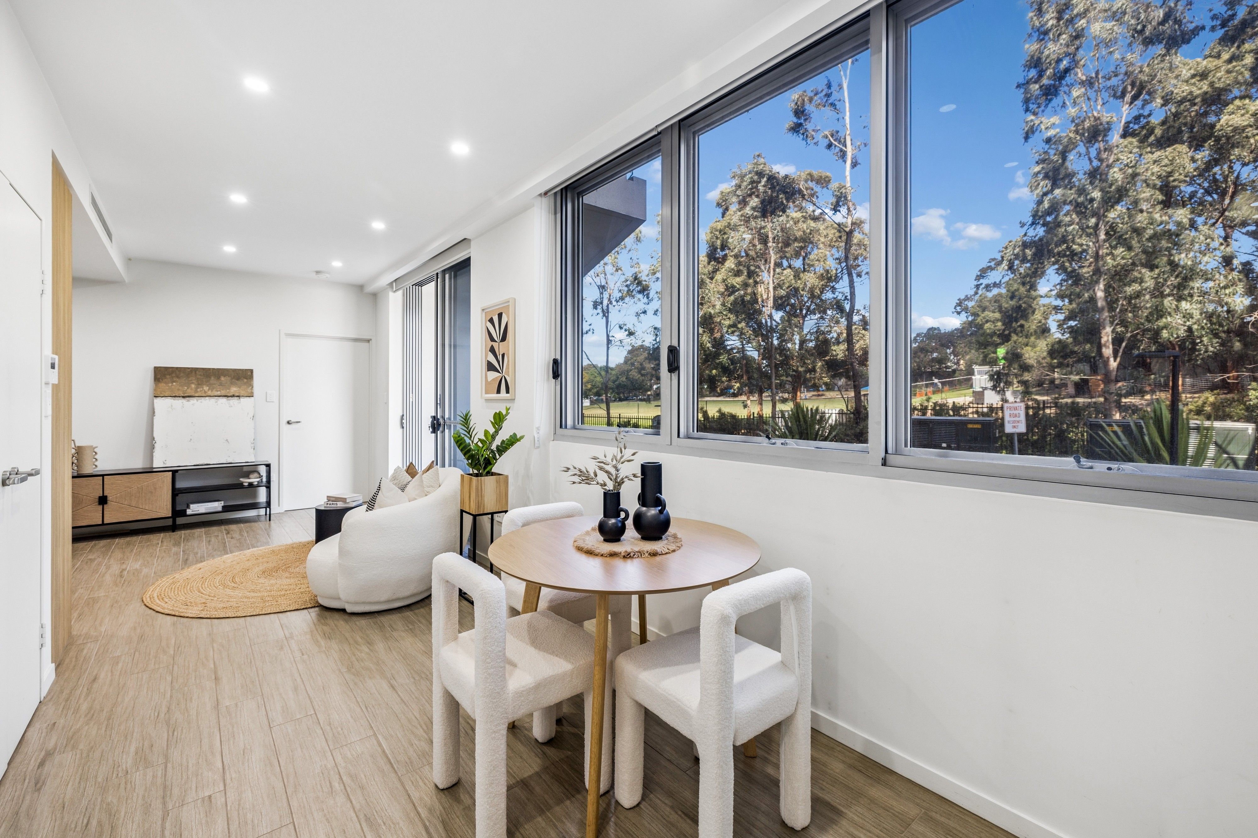 101A/86 Centenary Drive — photo 2 of 22