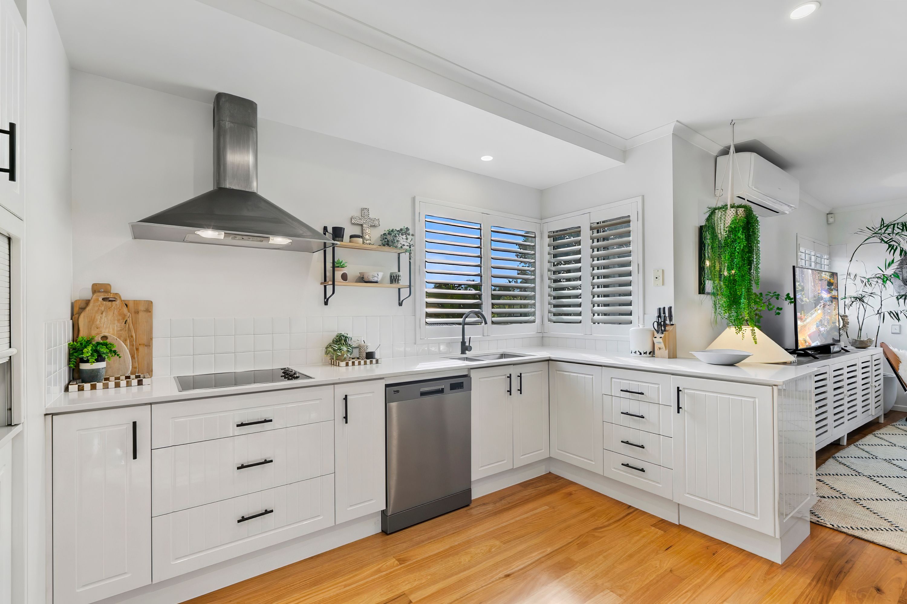 1/12 Blakesley Street — photo 6 of 21