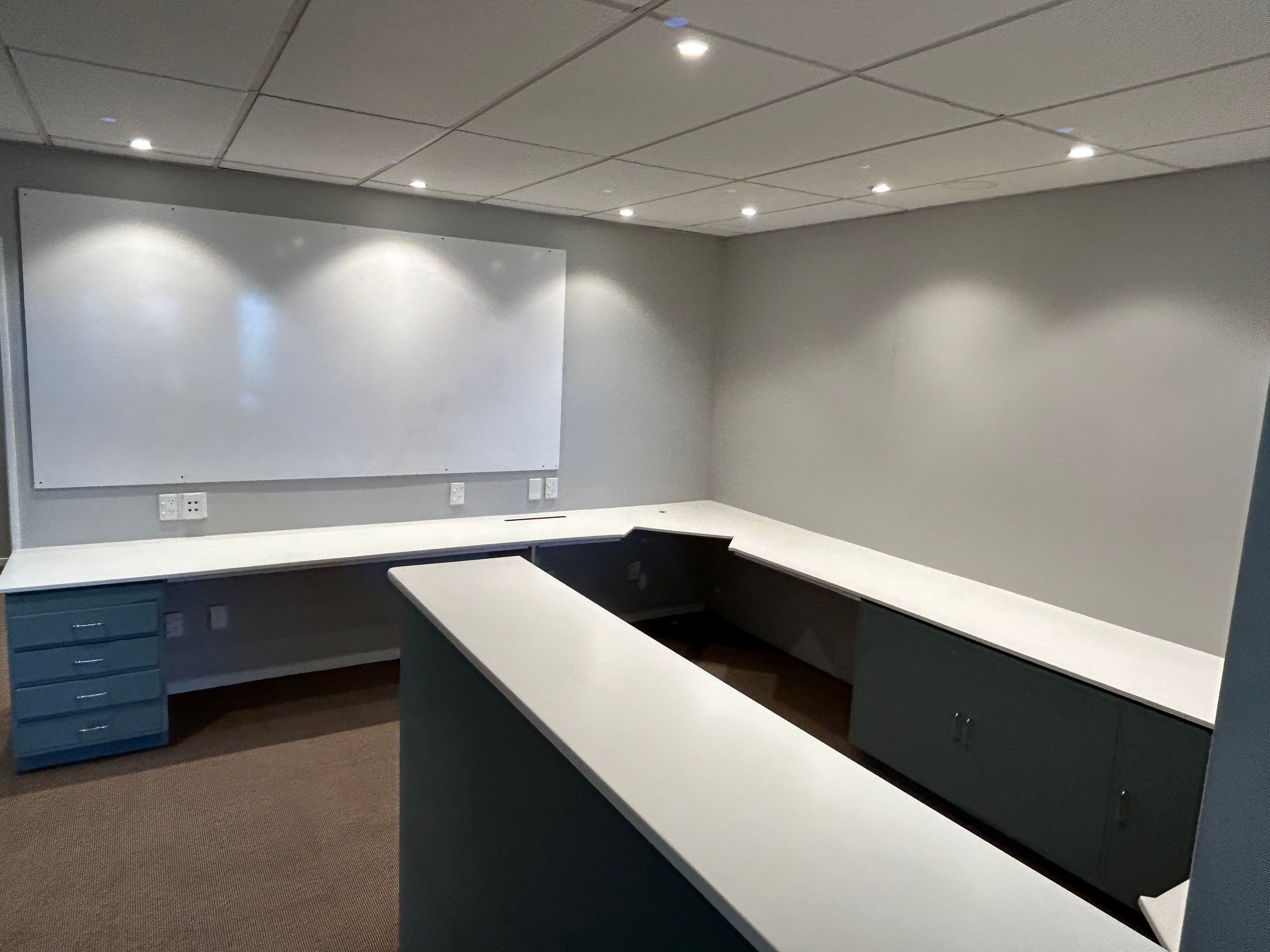 3/22 Lowther Street, Sockburn, Christchurch City 8042 - Office Building ...