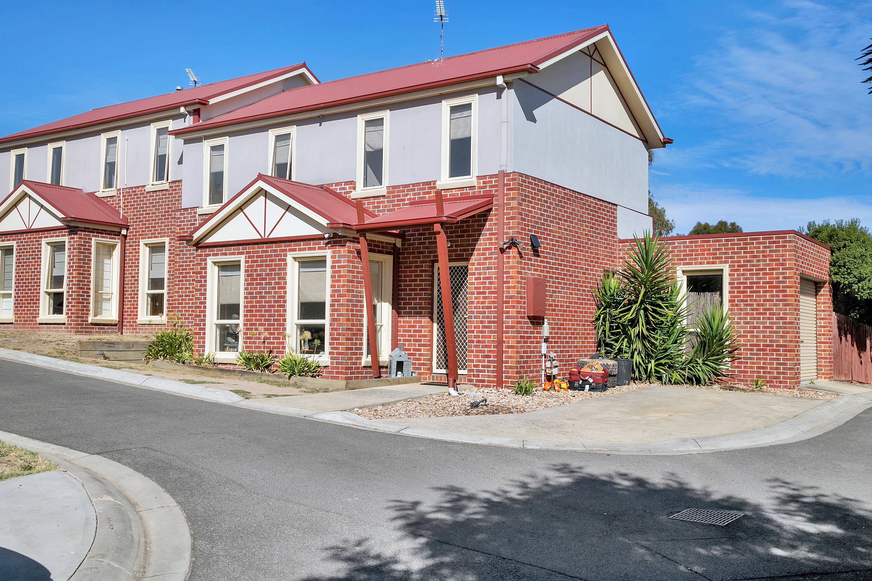 4/322 Clayton Street, Canadian, VIC 3350