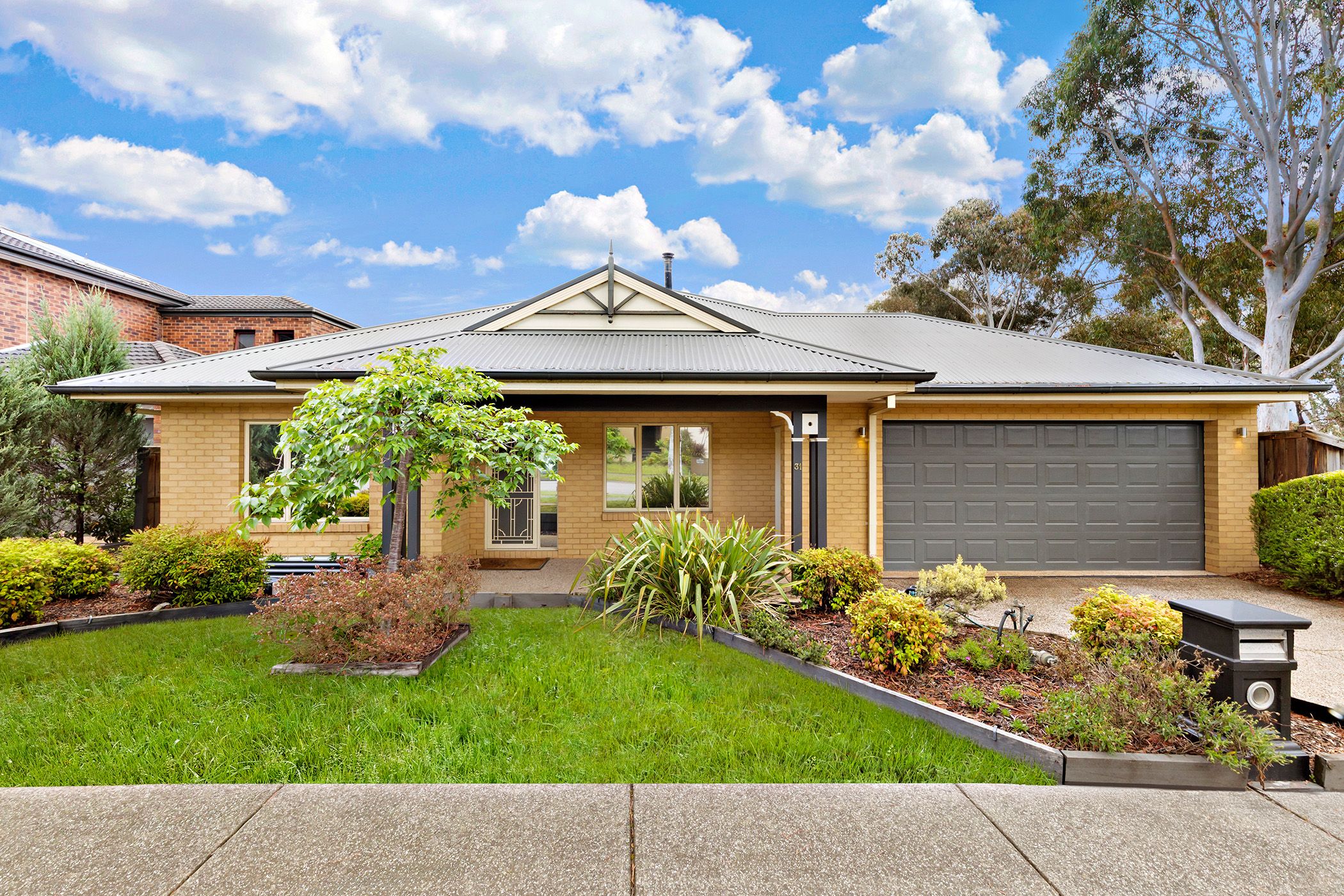31 Glass Crescent, Doreen VIC 3754