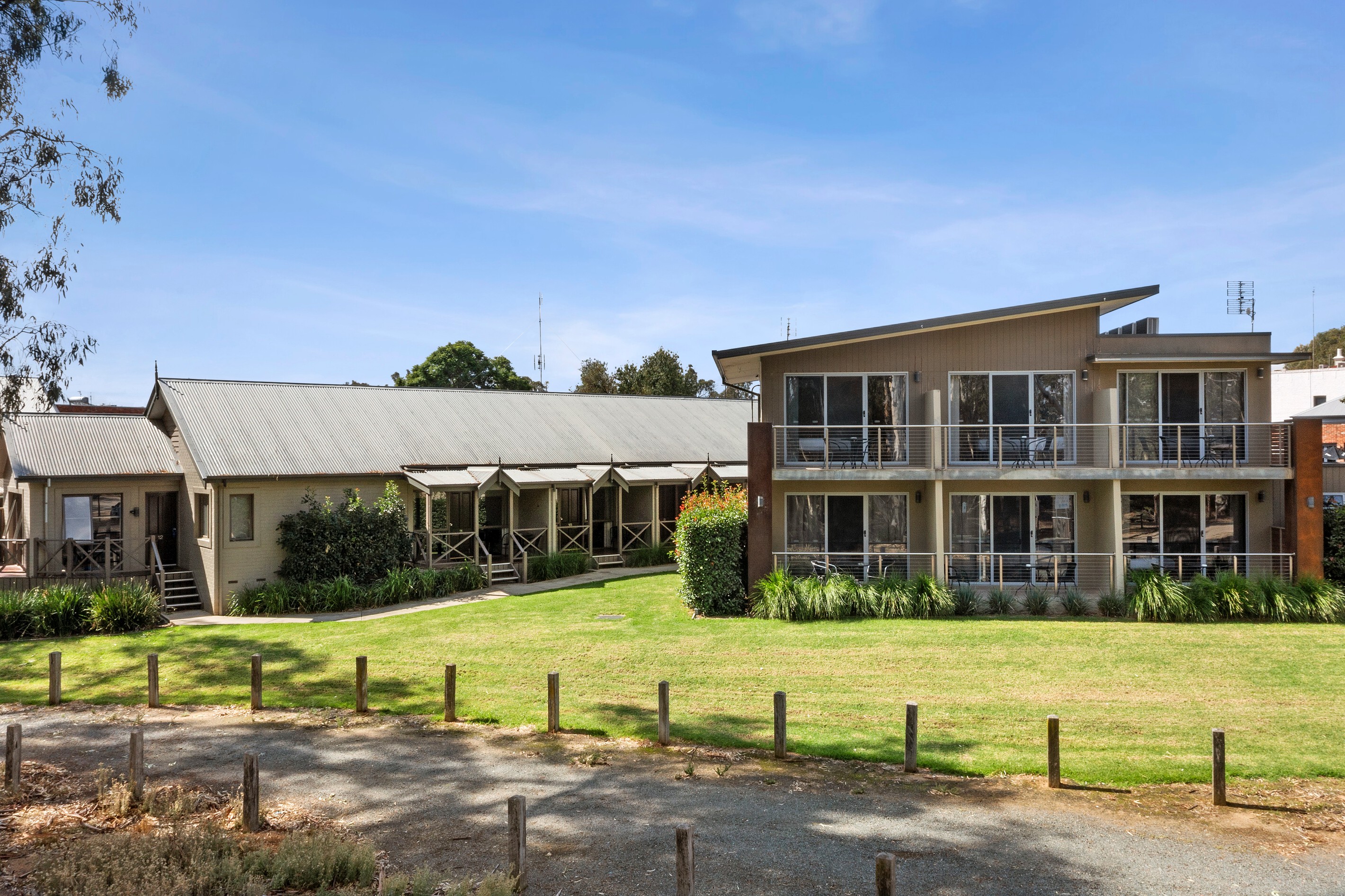 569-571 High Street, Echuca, VIC 3564