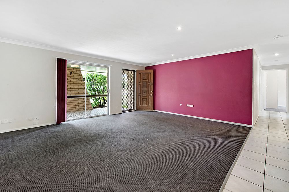35 Barbaralla Drive, Springwood, QLD 4127