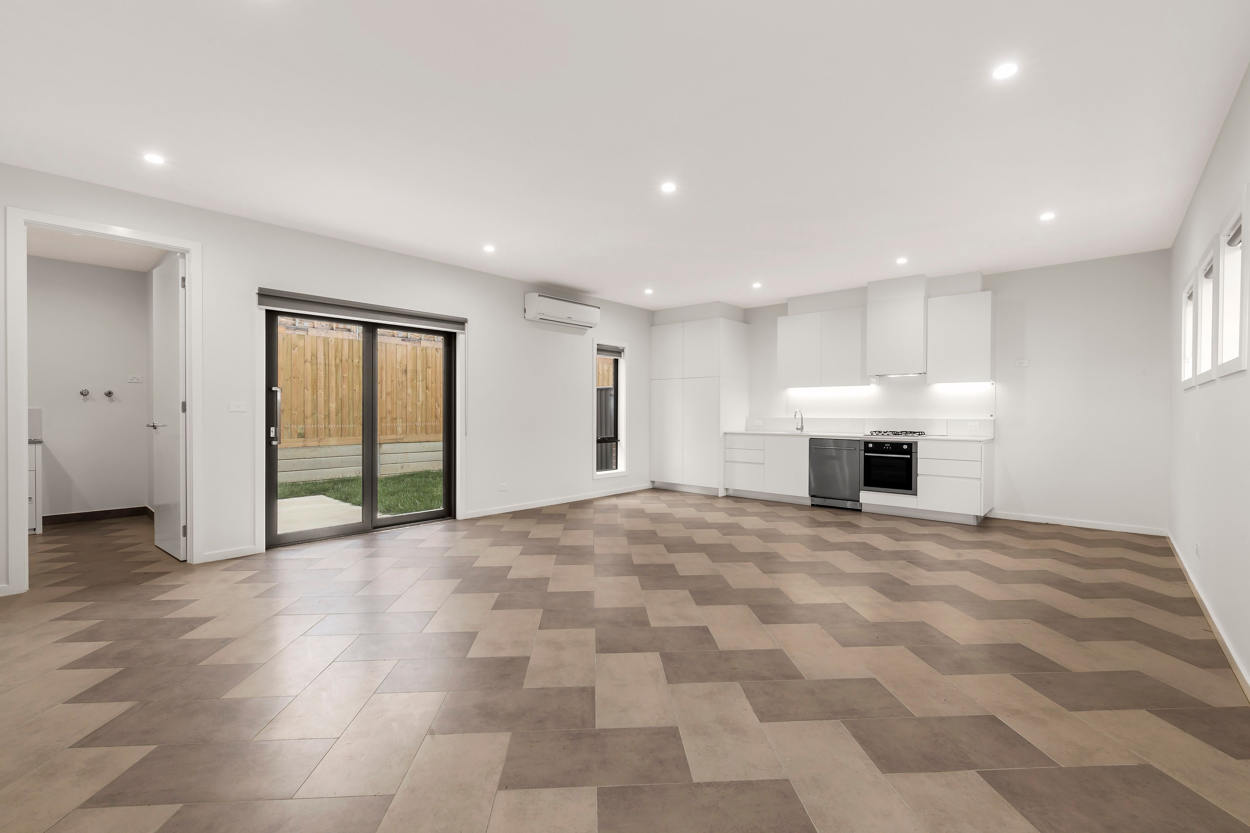 9/40 Gorge Road, South Morang, VIC 3752
