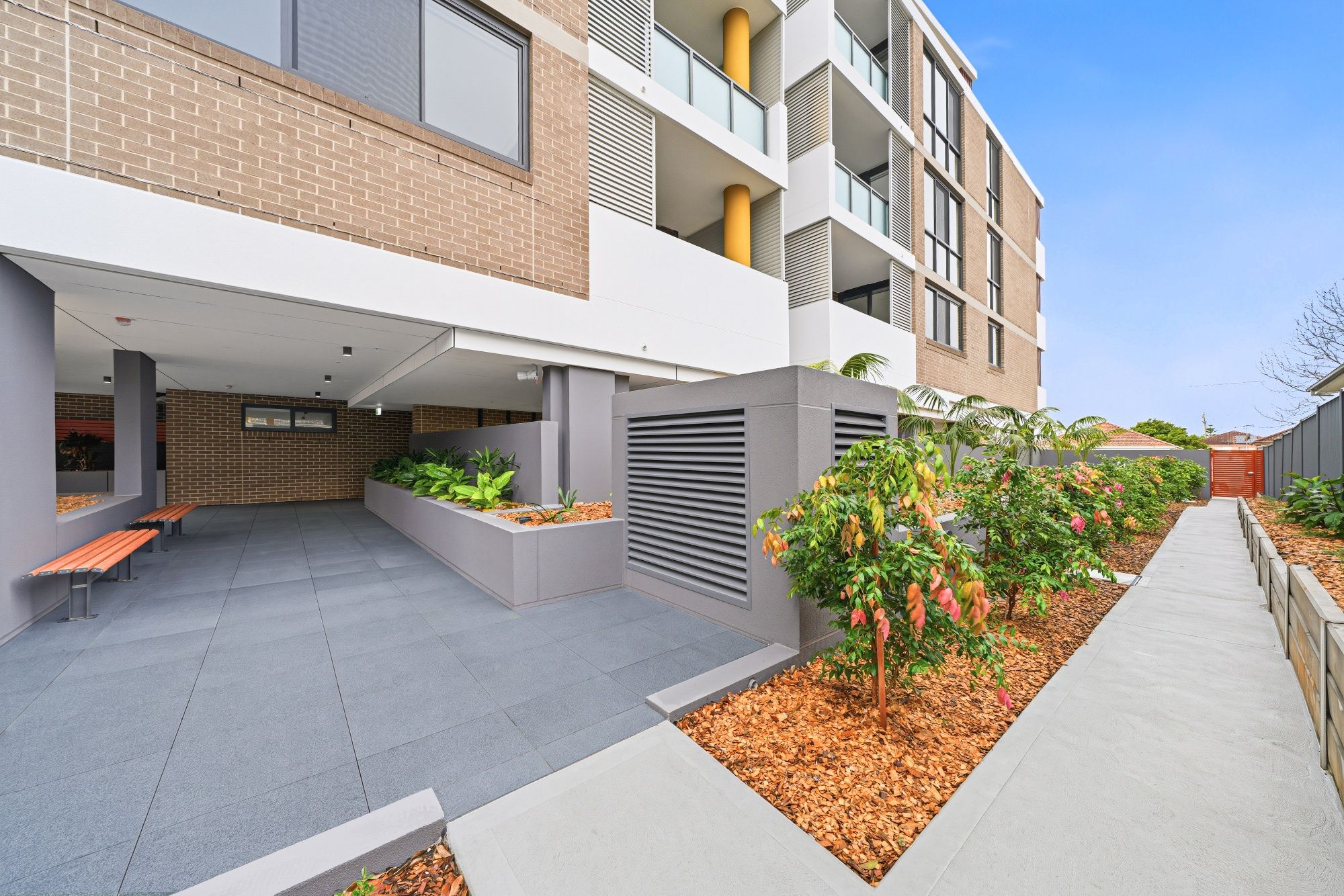 1 Bedroom Units/27-33 Ascot Street — photo 20 of 25