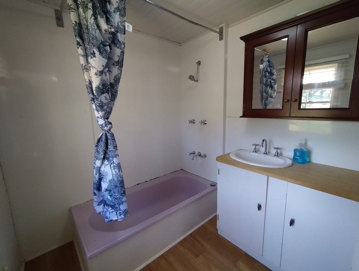 90 O'Connors Road — photo 5 of 14