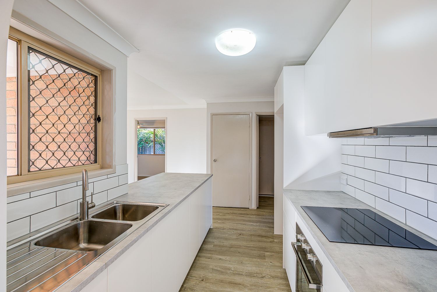 19 Grandview Road, Crestmead, QLD 4132