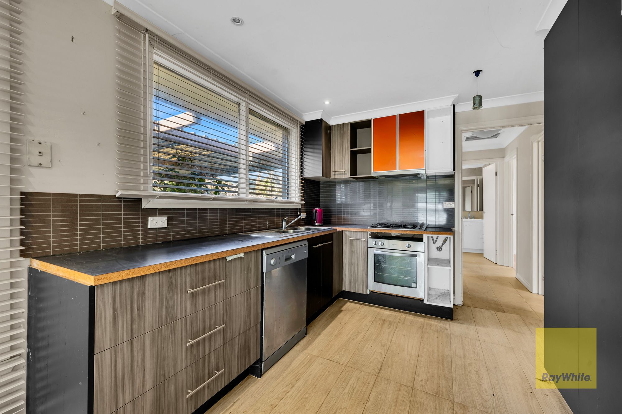 35 Tasman Avenue — photo 5 of 16