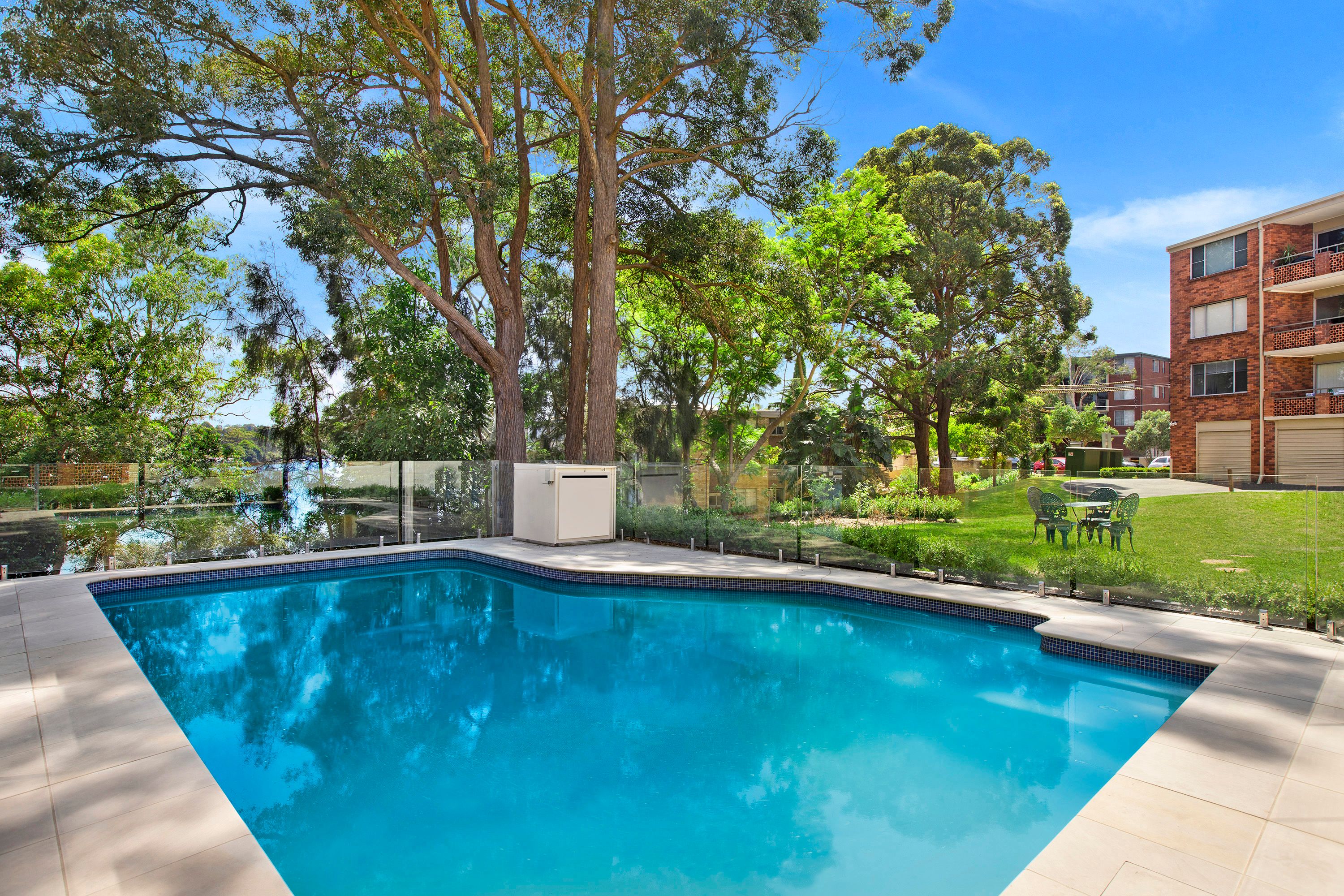 8/7 Bortfield Drive — photo 8 of 8