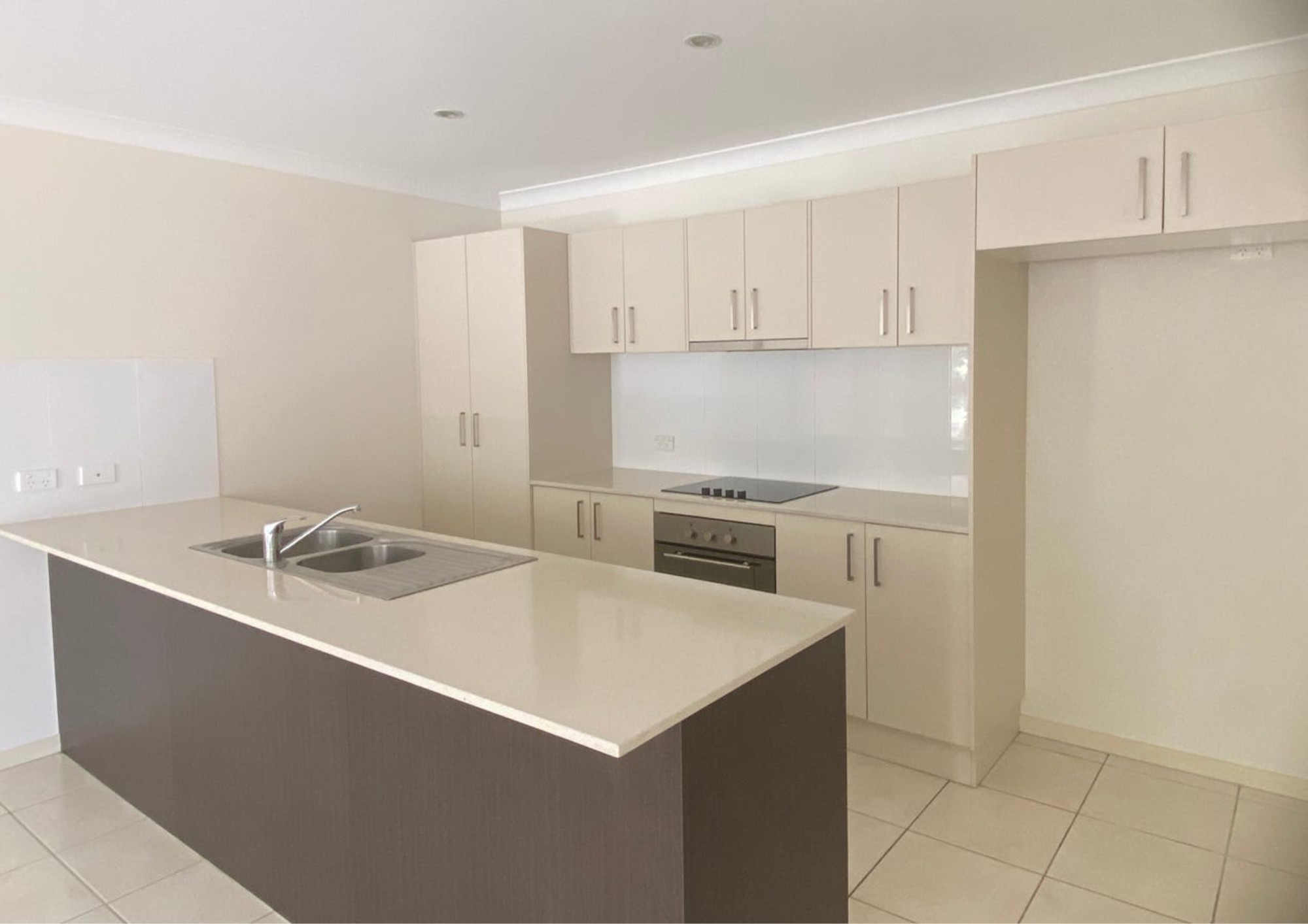 3 Honeyeater Crescent, Moggill, QLD 4070