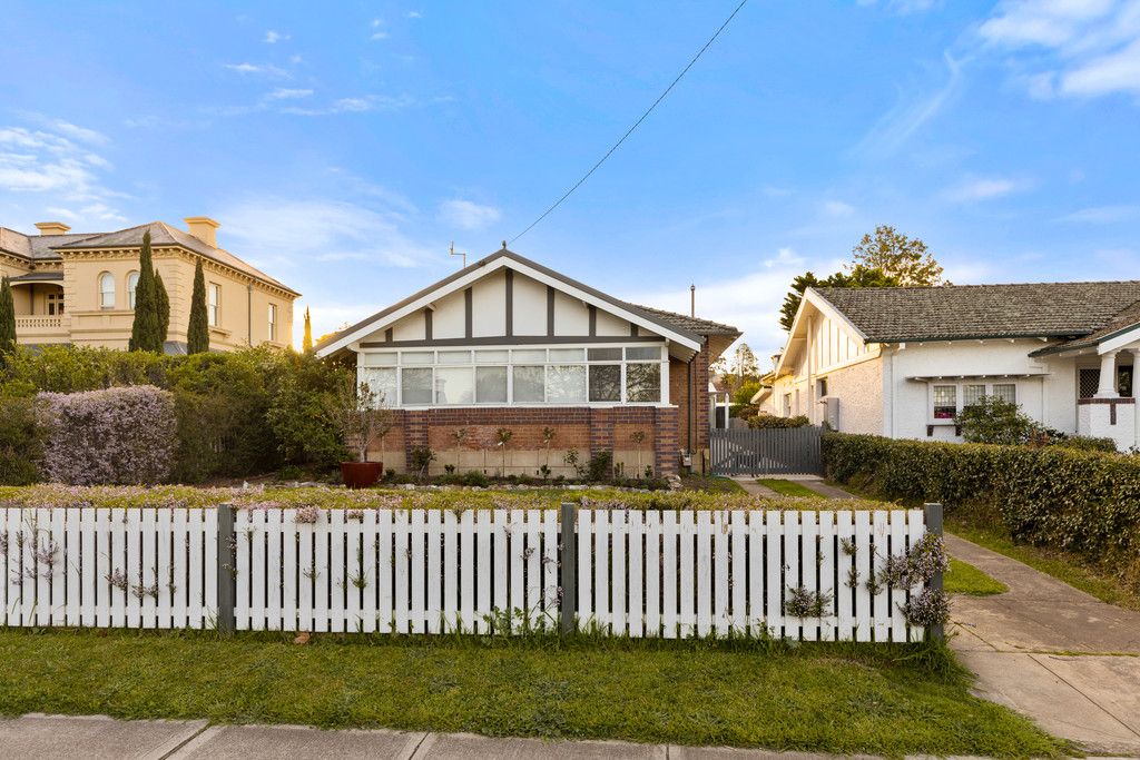 248 Cowper Street, Goulburn, NSW 2580